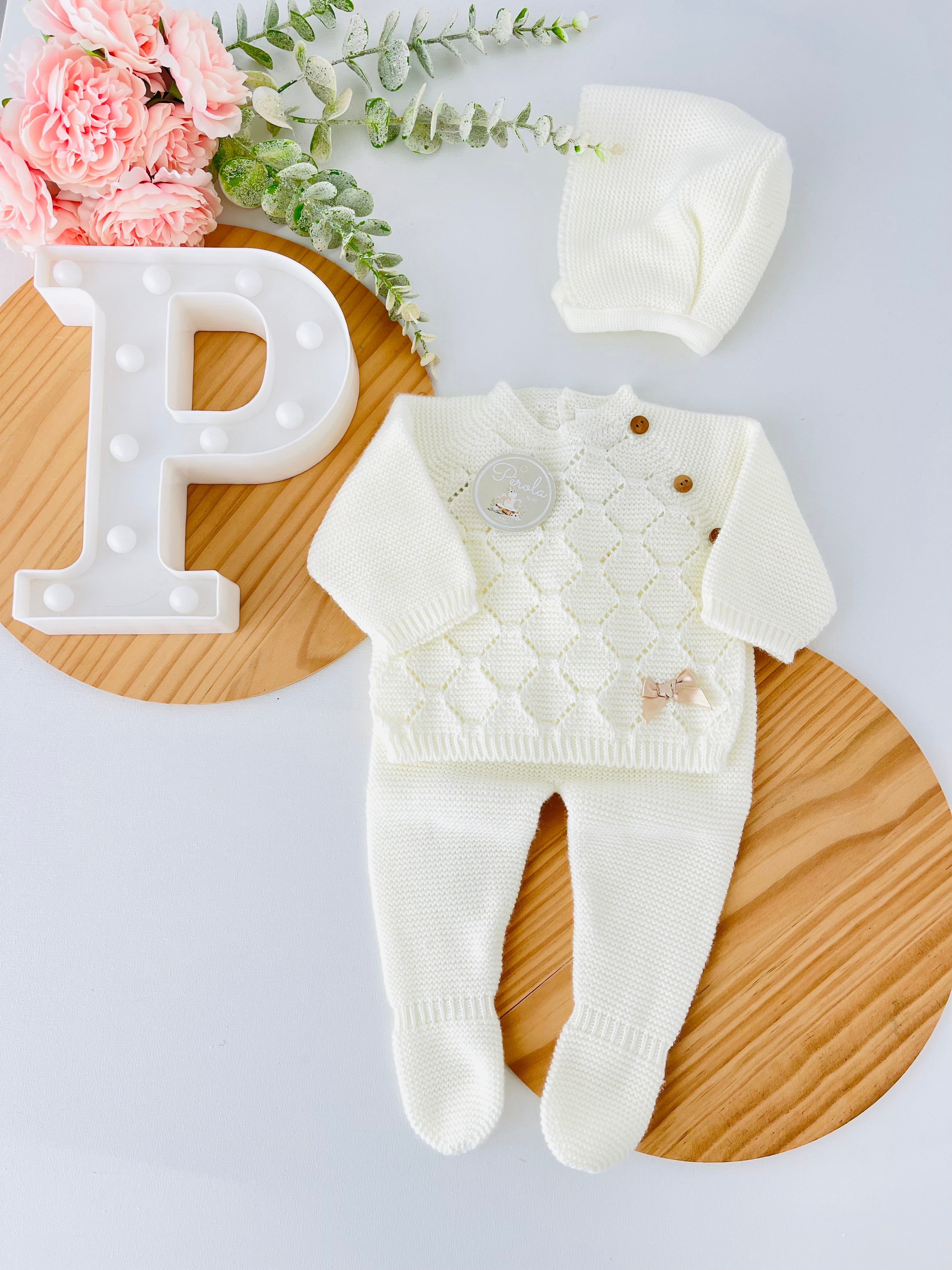 Conjunto malha colmeia para recém nascidos camisola, calças e touca - Outono/Inverno