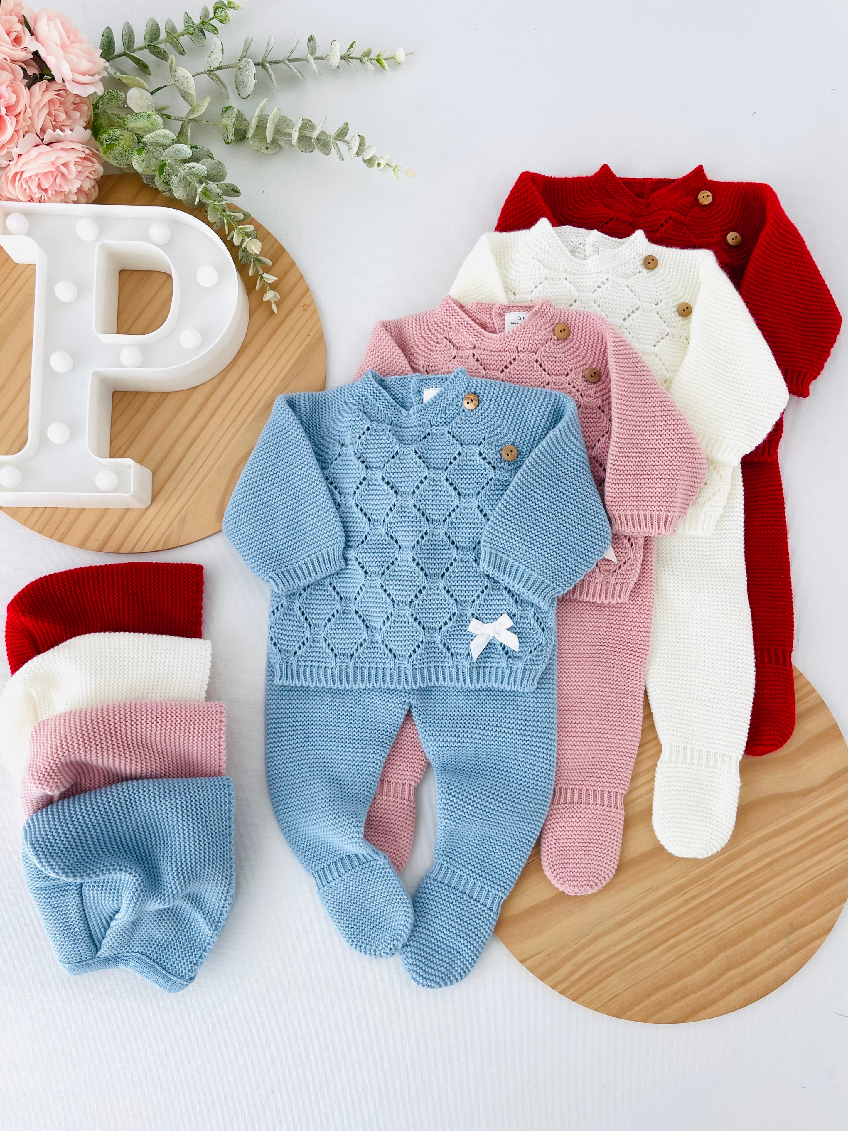 Conjunto malha colmeia para recém nascidos camisola, calças e touca - Outono/Inverno