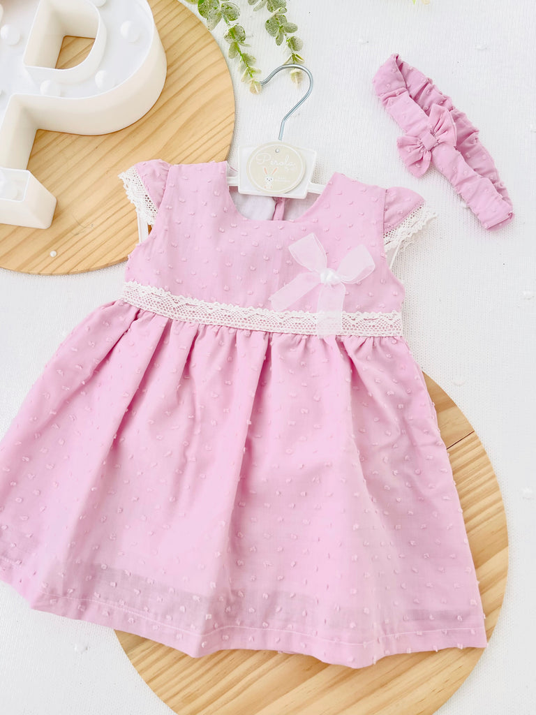 Conjunto plumeti rosa: vestido e fita
