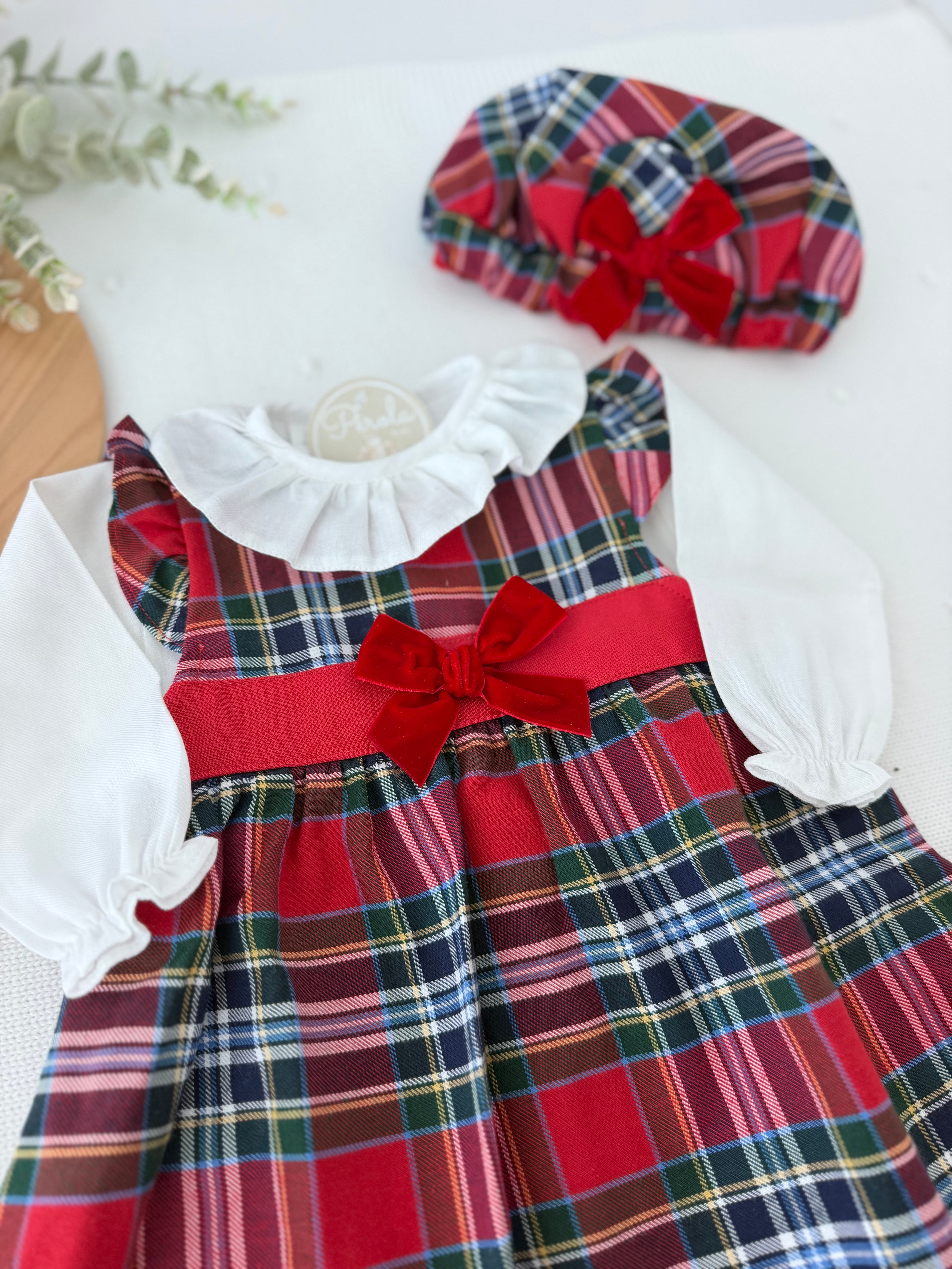 Conjunto xadrez : vestido, blusa e bóina versão2