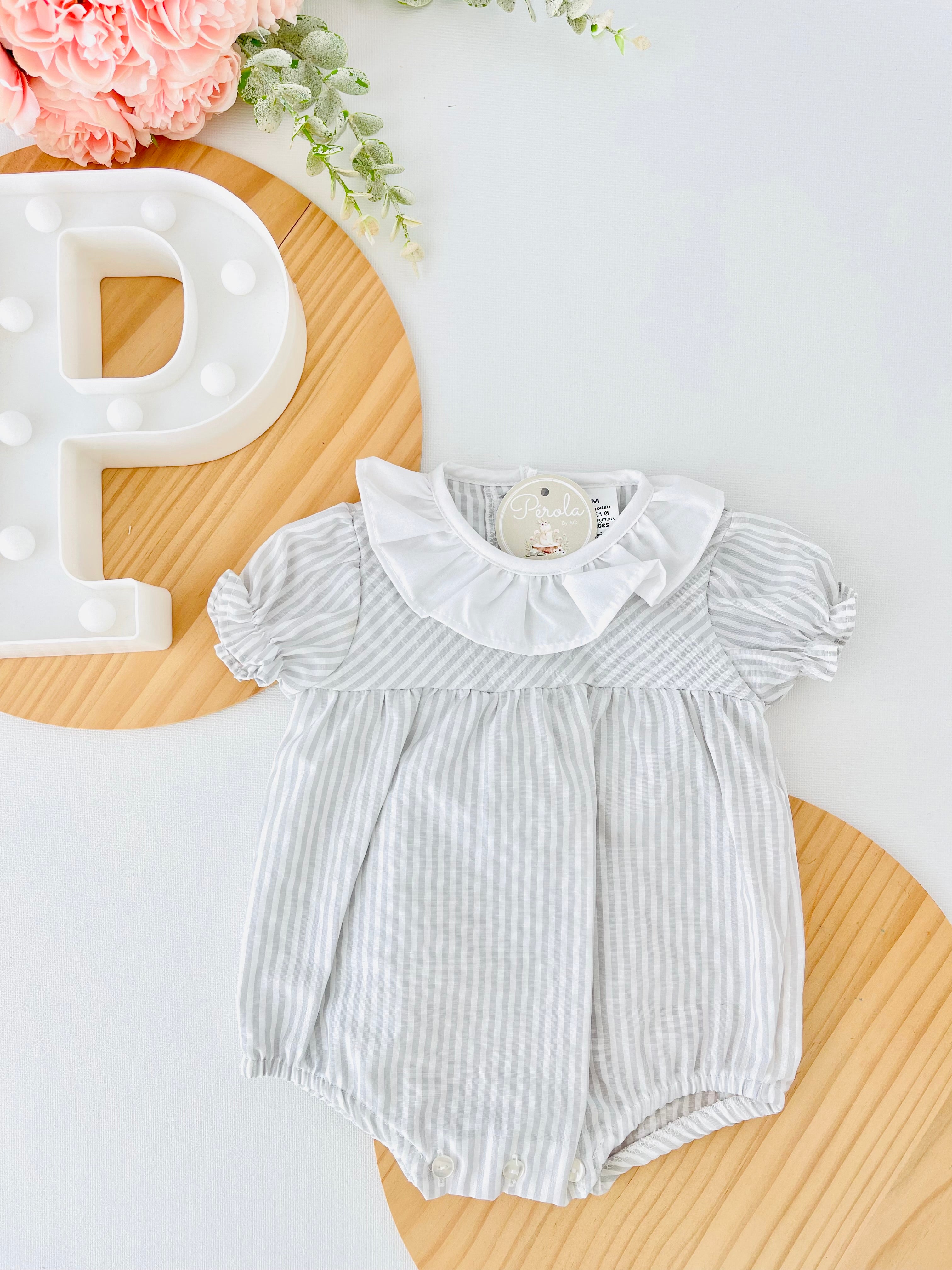 Fofo com golinha cinzento