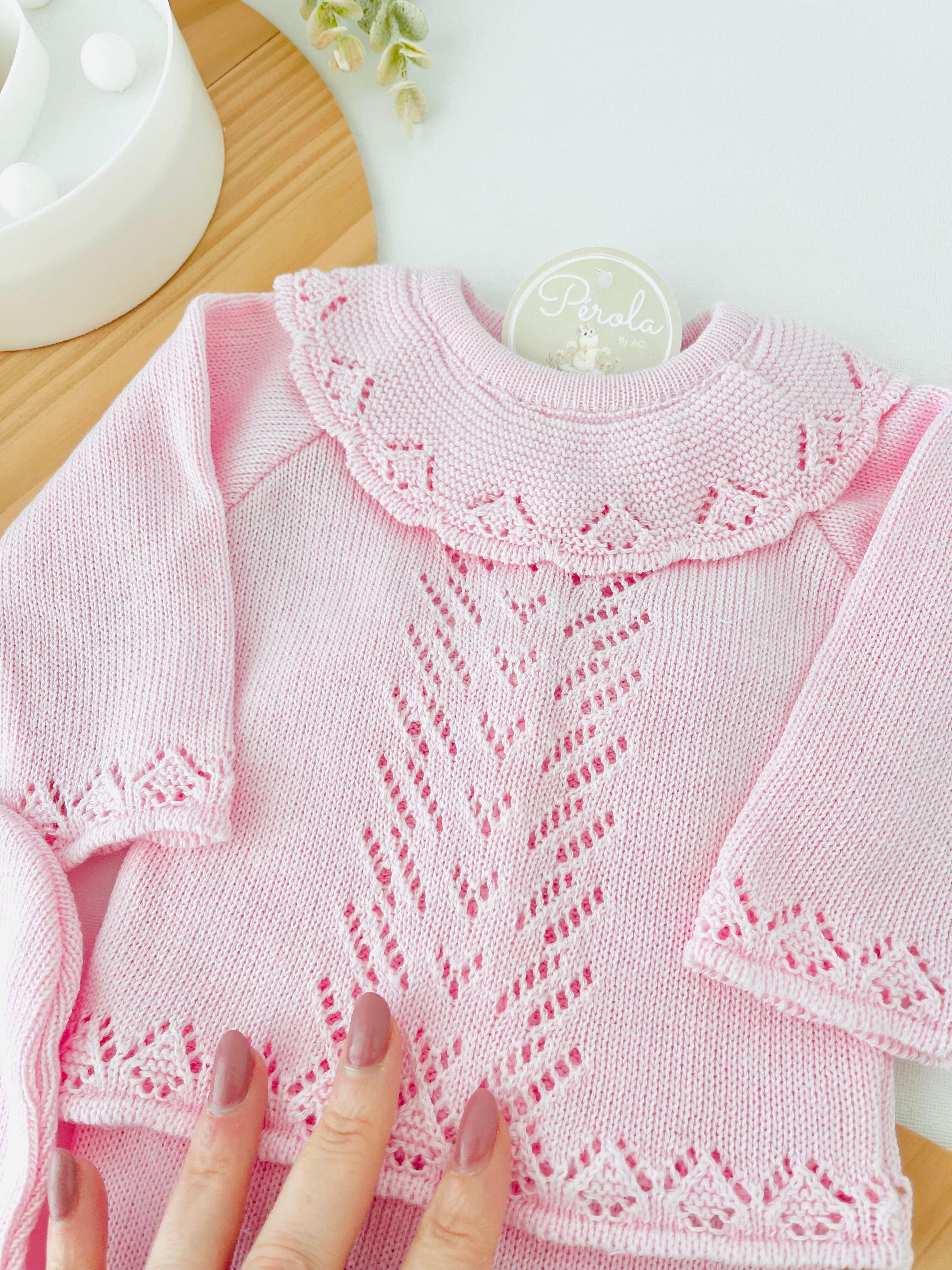 Conjunto malha com golinha: camisola, calças e touca