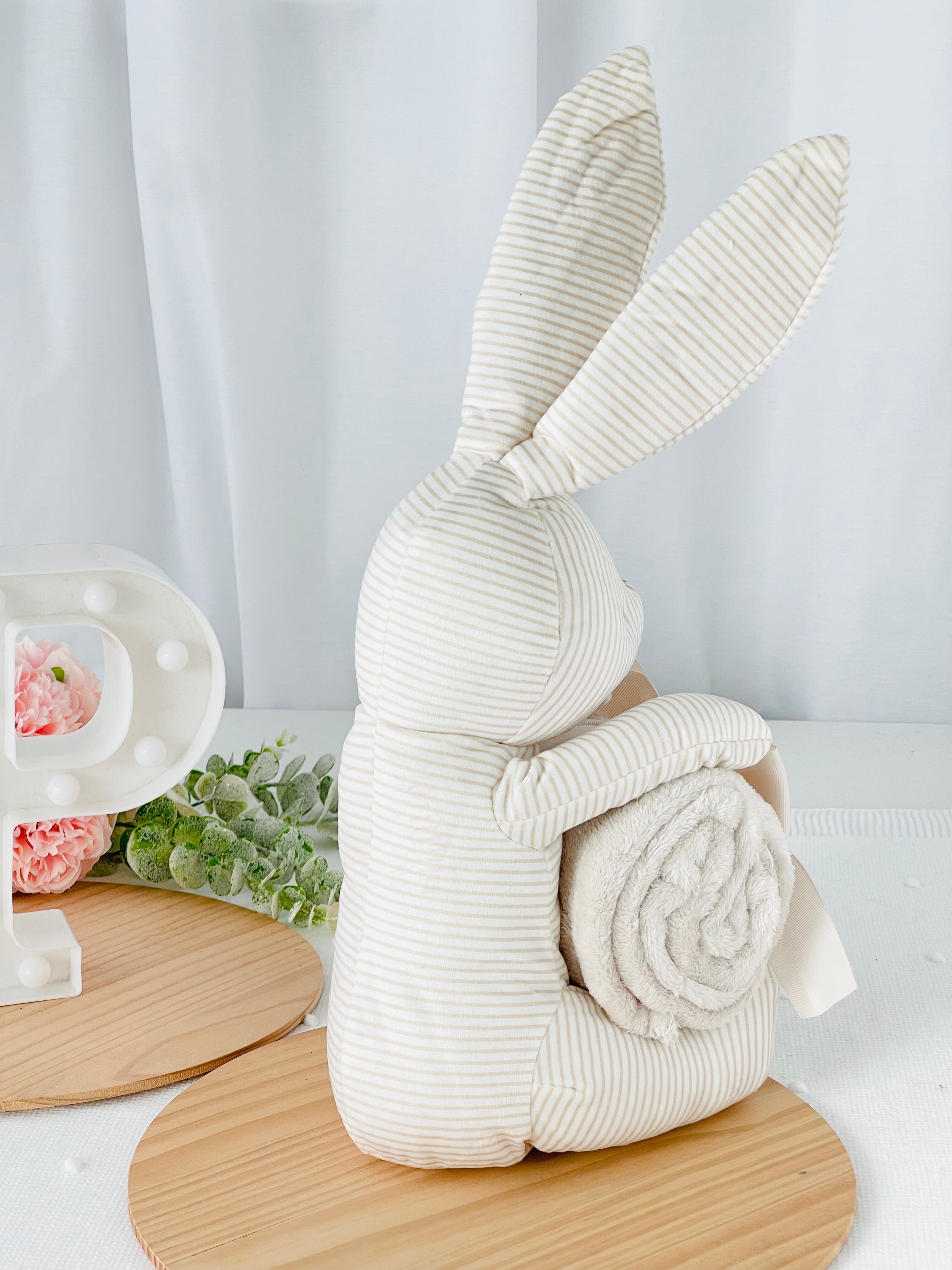 Peluche Coelho e manta