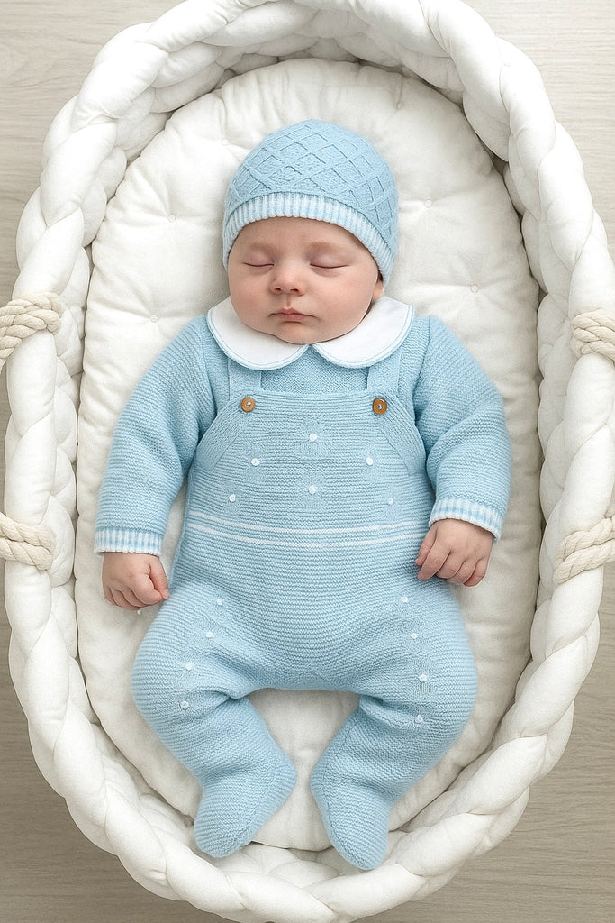 Saída de maternidade azul: jardineiras, camisola e gorro Outono/Inverno