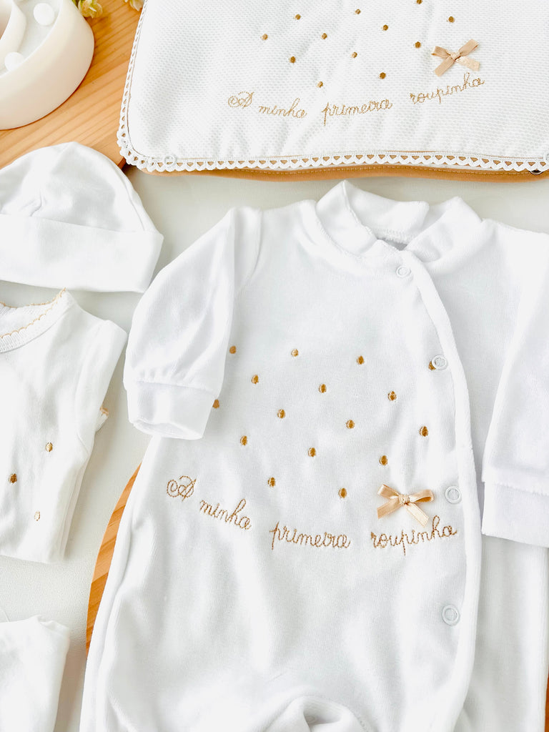Conjunto primeira roupinha bolinhas veludo