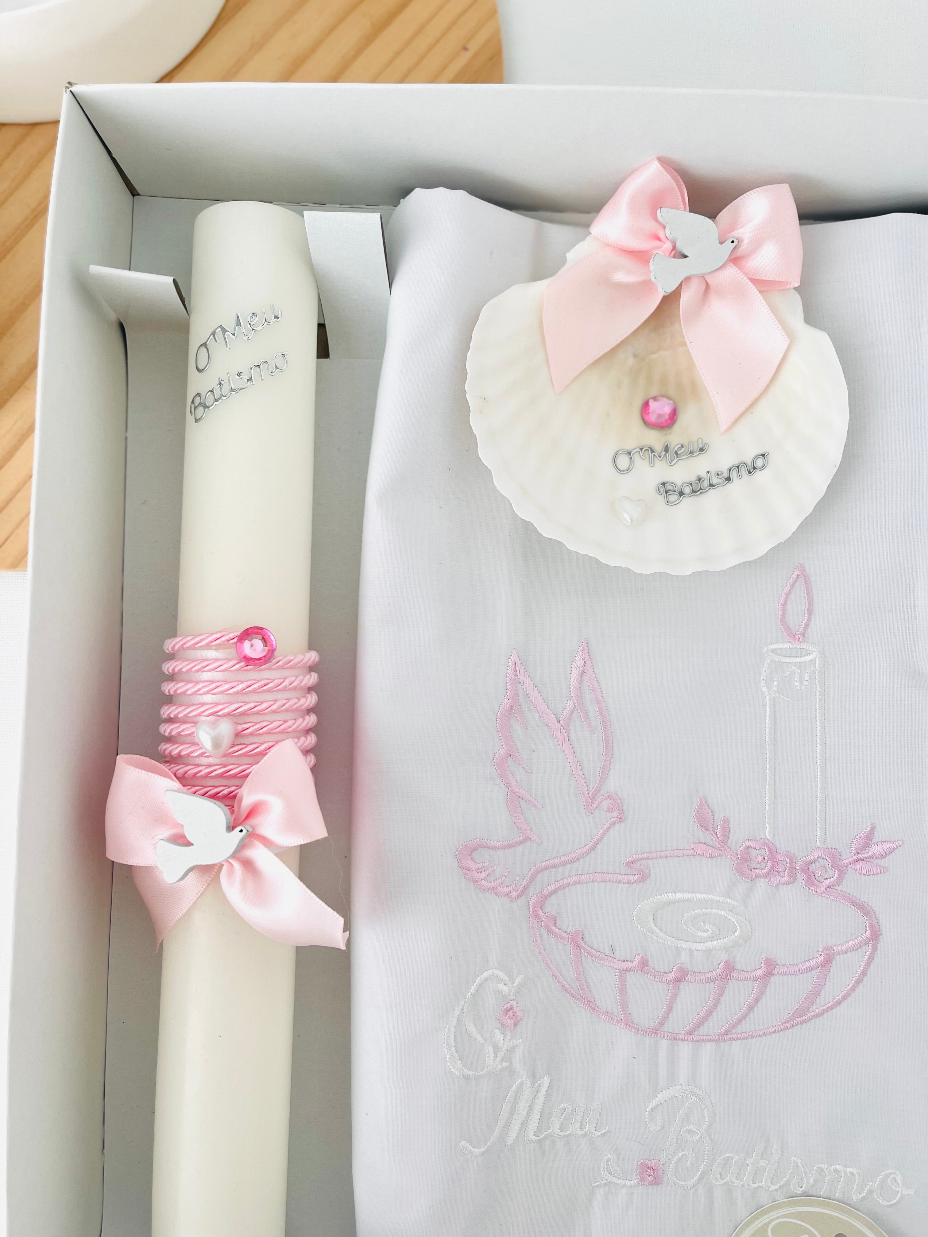 Conjunto para Batizado: vela, toalha e concha Pomba rosa 2