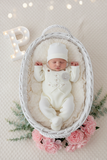 Saídas de maternidade: jardineiras, camisola e gorro outono inverno