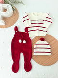 Conjunto risquinhas vermelho : jardineiras, camisola e gorro