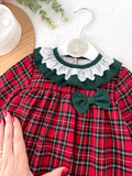 Vestido tartan com detalhes em verde