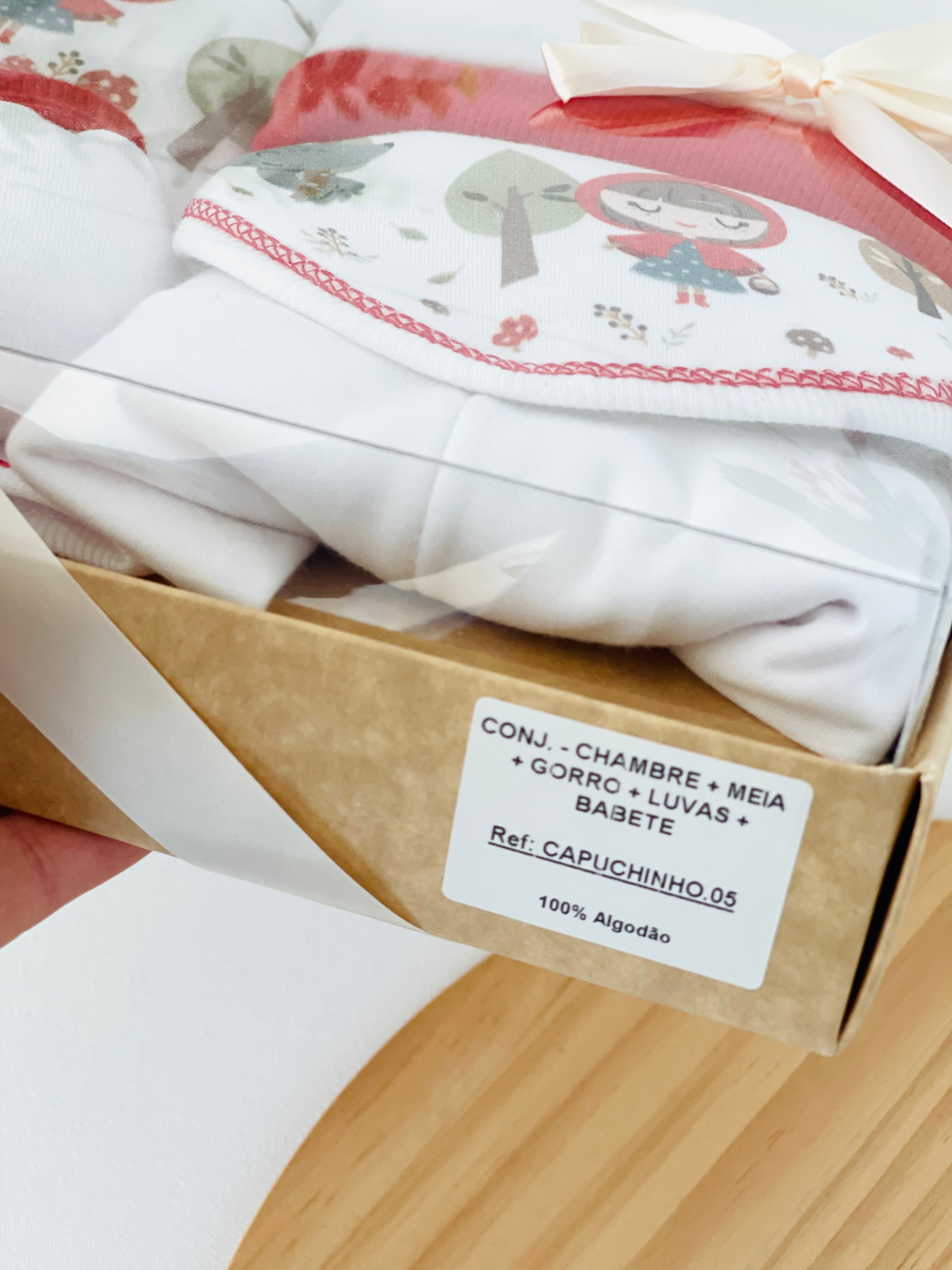 Pack 3 capuchinho vermelho: camisola, calças, gorro, luvas e babete