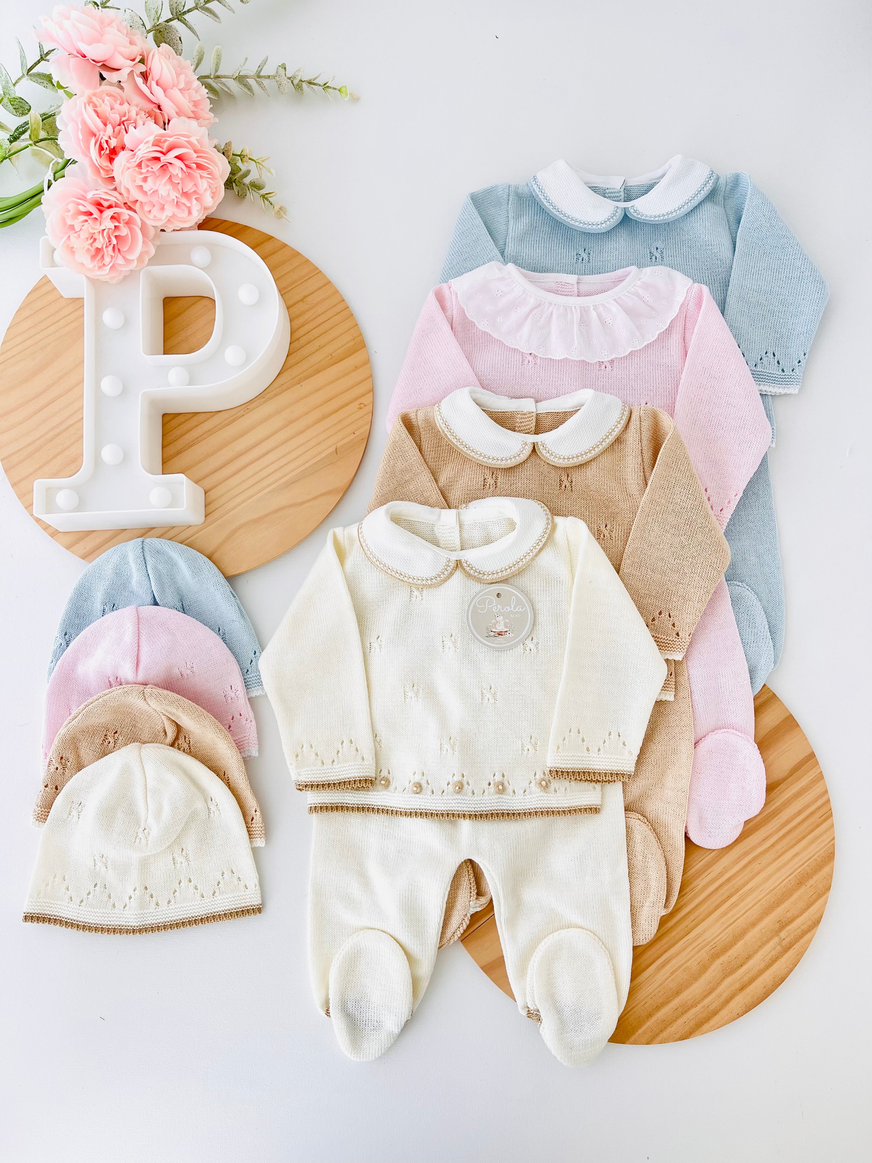 Conjunto malha 100% algodão: camisola, calças e gorro