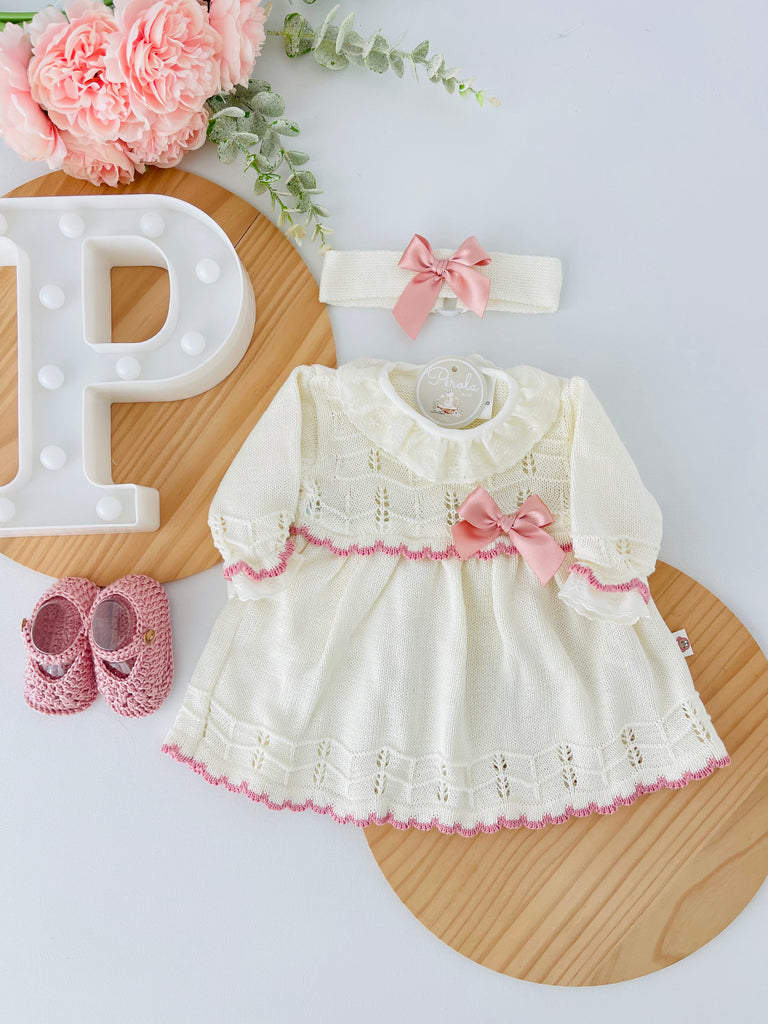 Conjunto pérola: Vestido e fita para cabelo