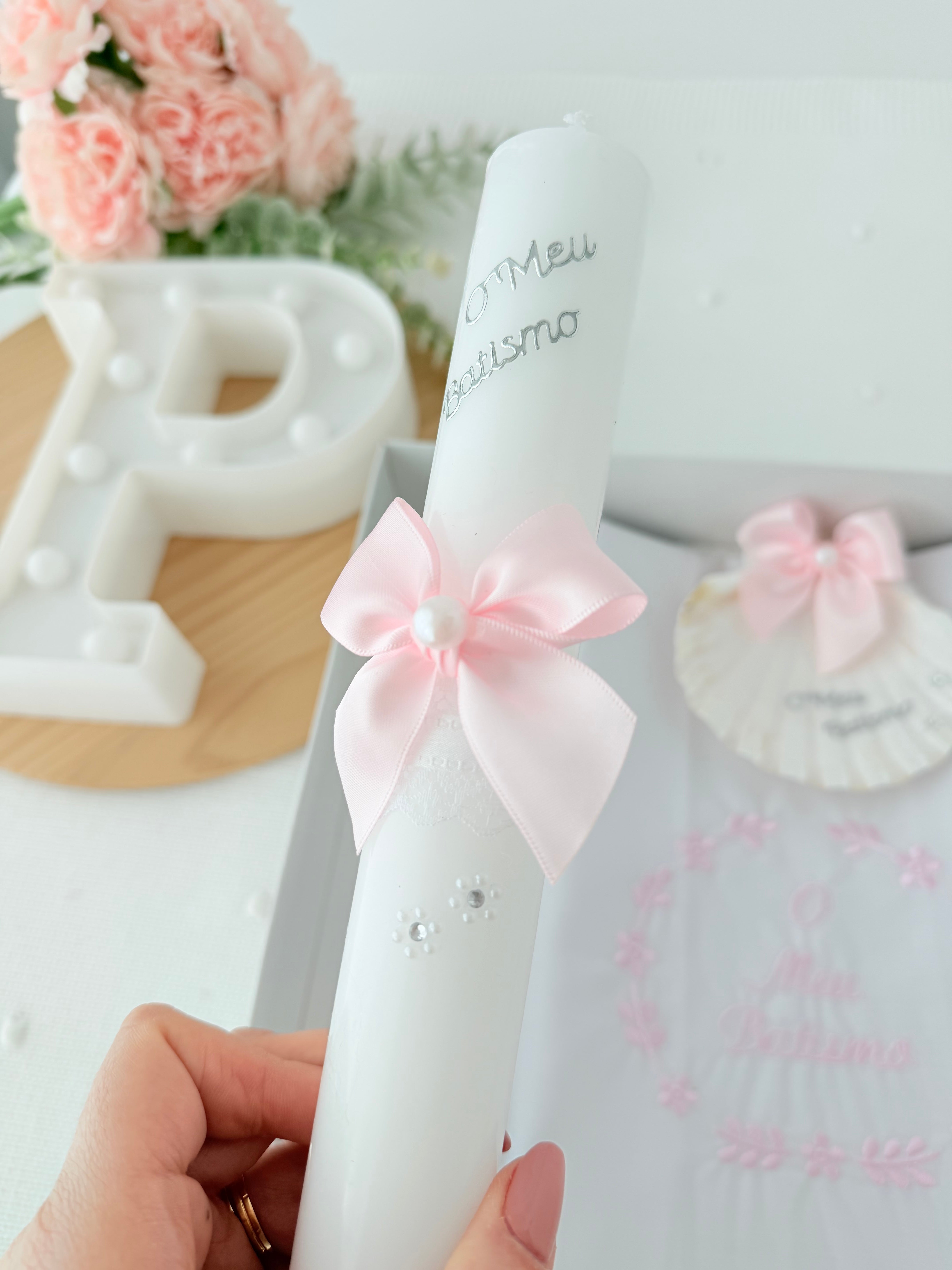 Conjunto para Batizado: vela, toalha e concha Batizado - Ramos