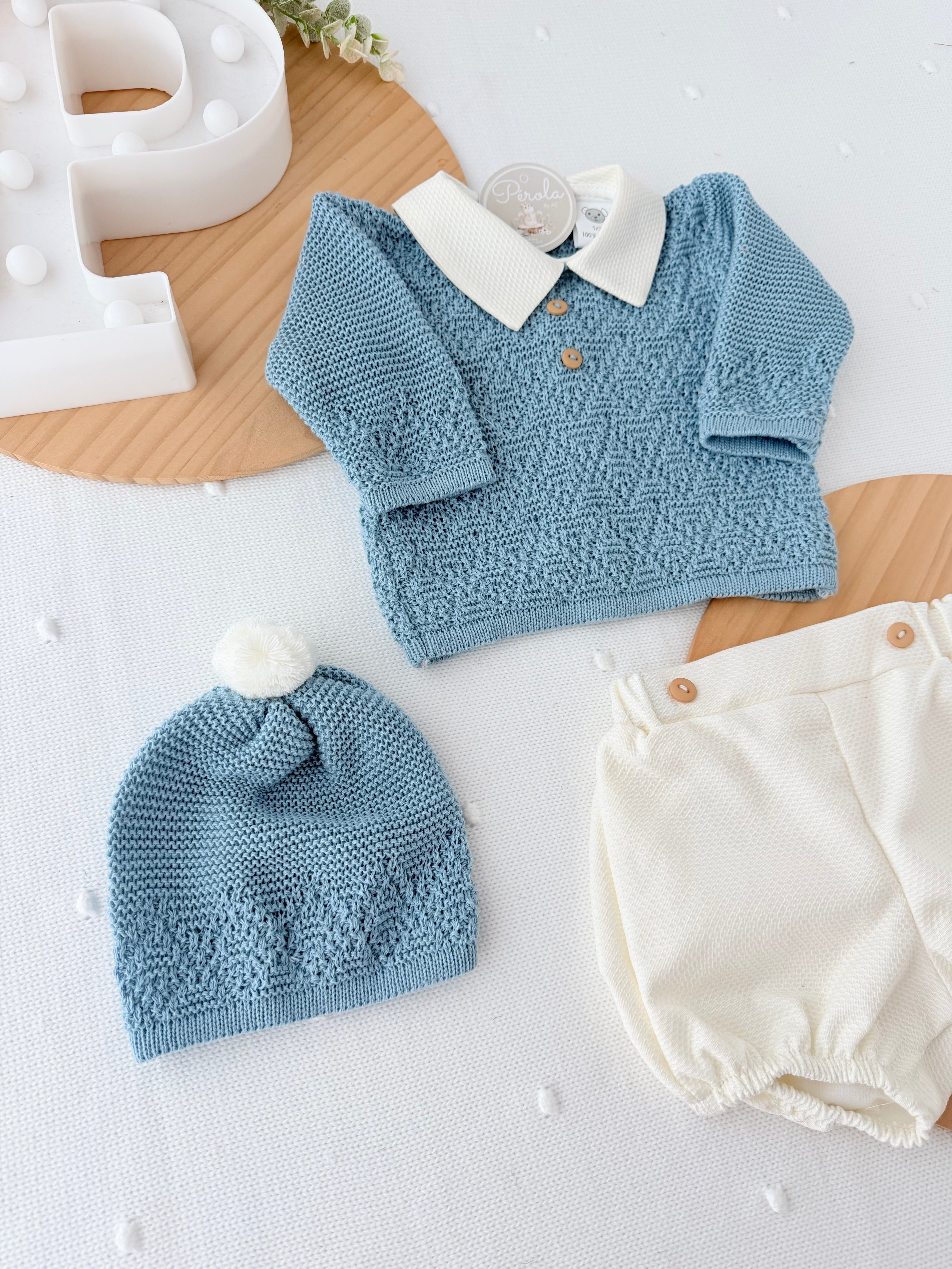 Conjunto Azulão: Camisola,gorro e calções - Primavera Verão