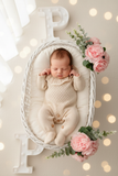 Conjunto Baby love: Babygrow e touca recém nascido