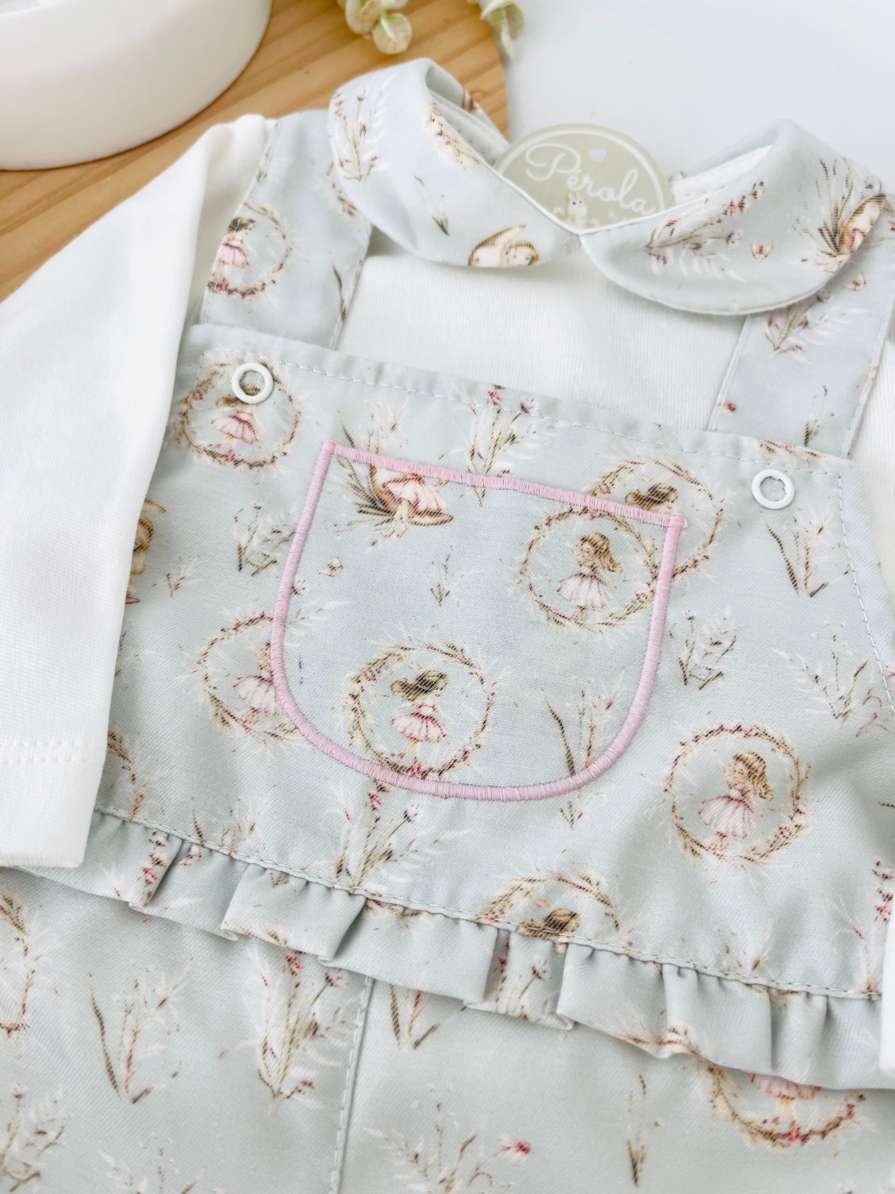 Conjunto fadas cinzento: jardineiras e camisola com carda