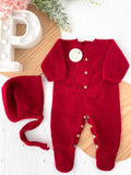 Saída de maternidade vermelho: Babygrow e touca
