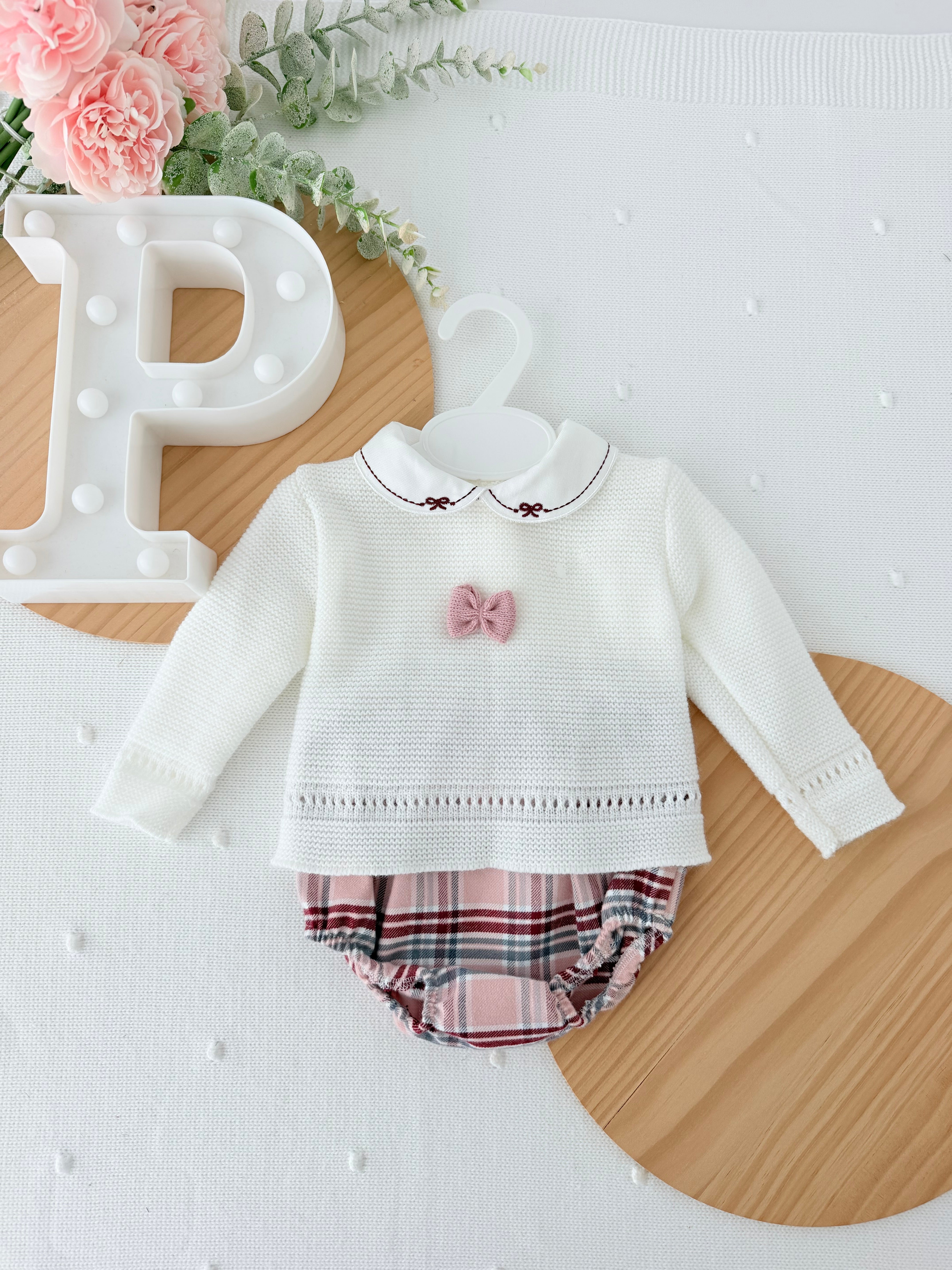 Conjunto rosa: camisola e tapa fraldas 1/3M