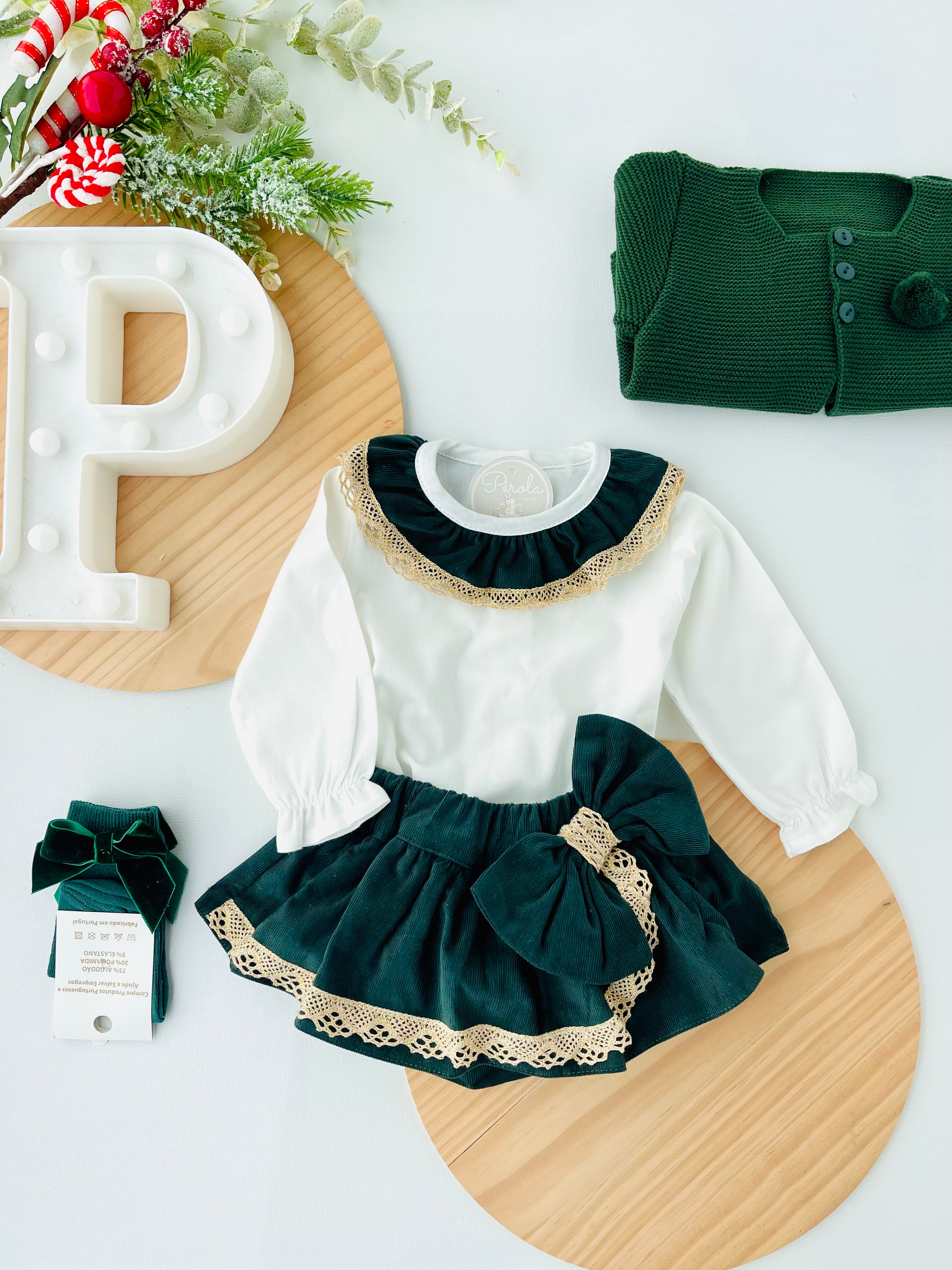 Conjunto renda dourada: blusa e saia bombazine