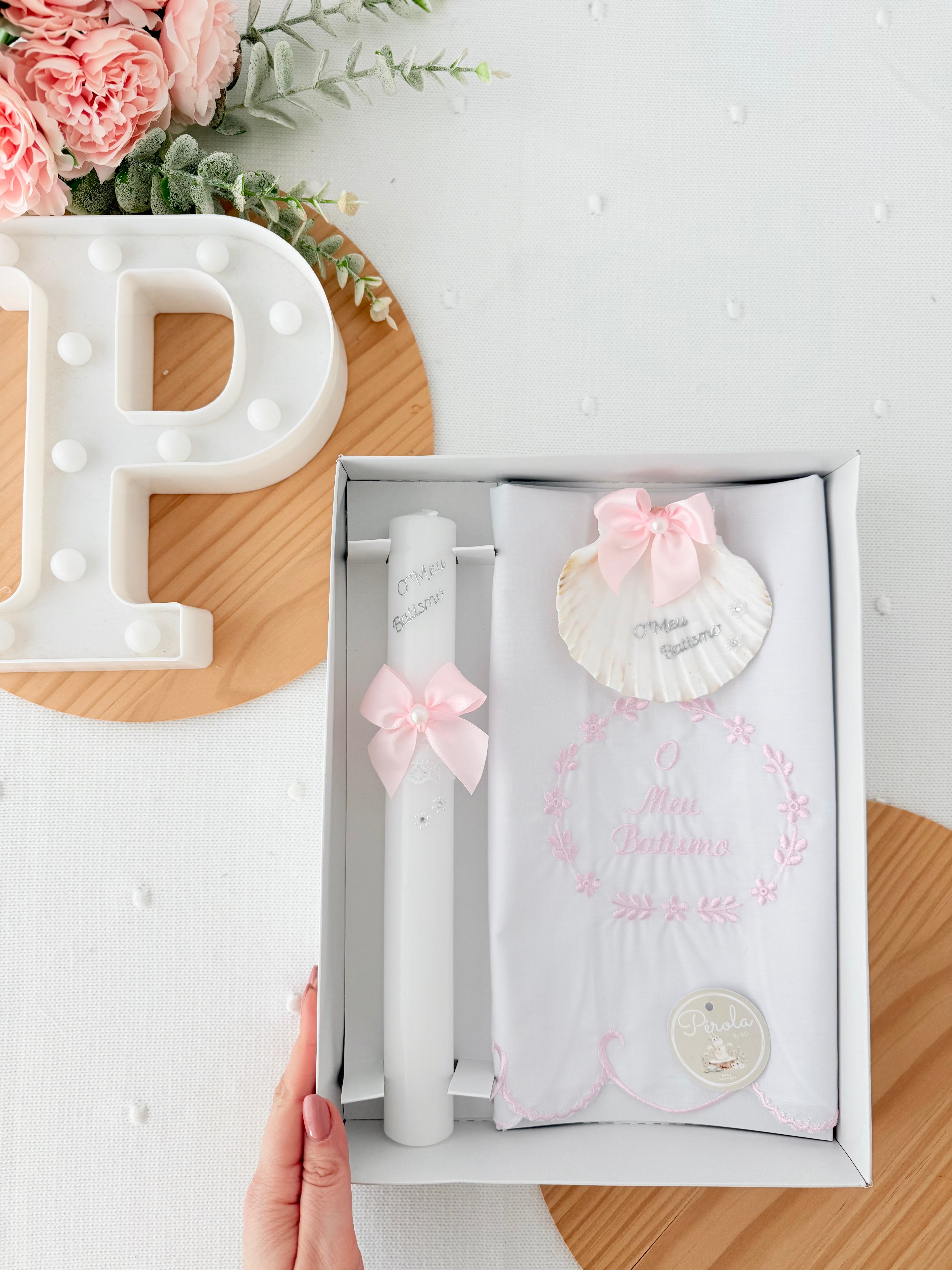 Conjunto para Batizado: vela, toalha e concha Batizado - Ramos