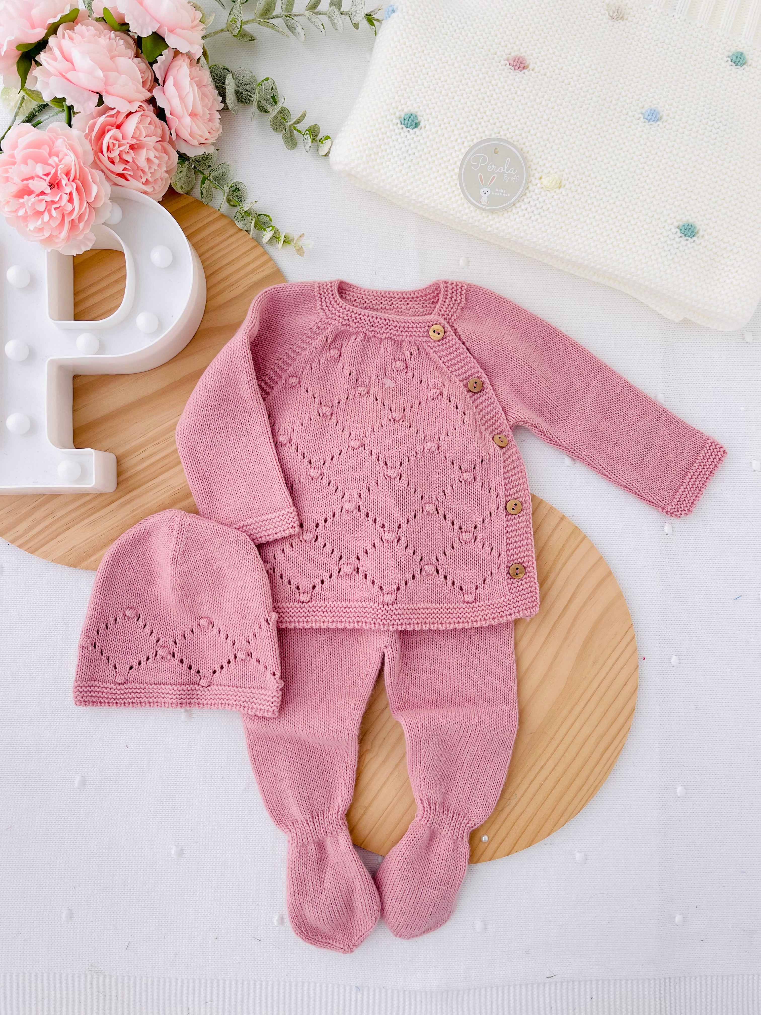 Conjunto malha bolinhas: camisola, calças e gorro- Outono/Inverno. 3/6M