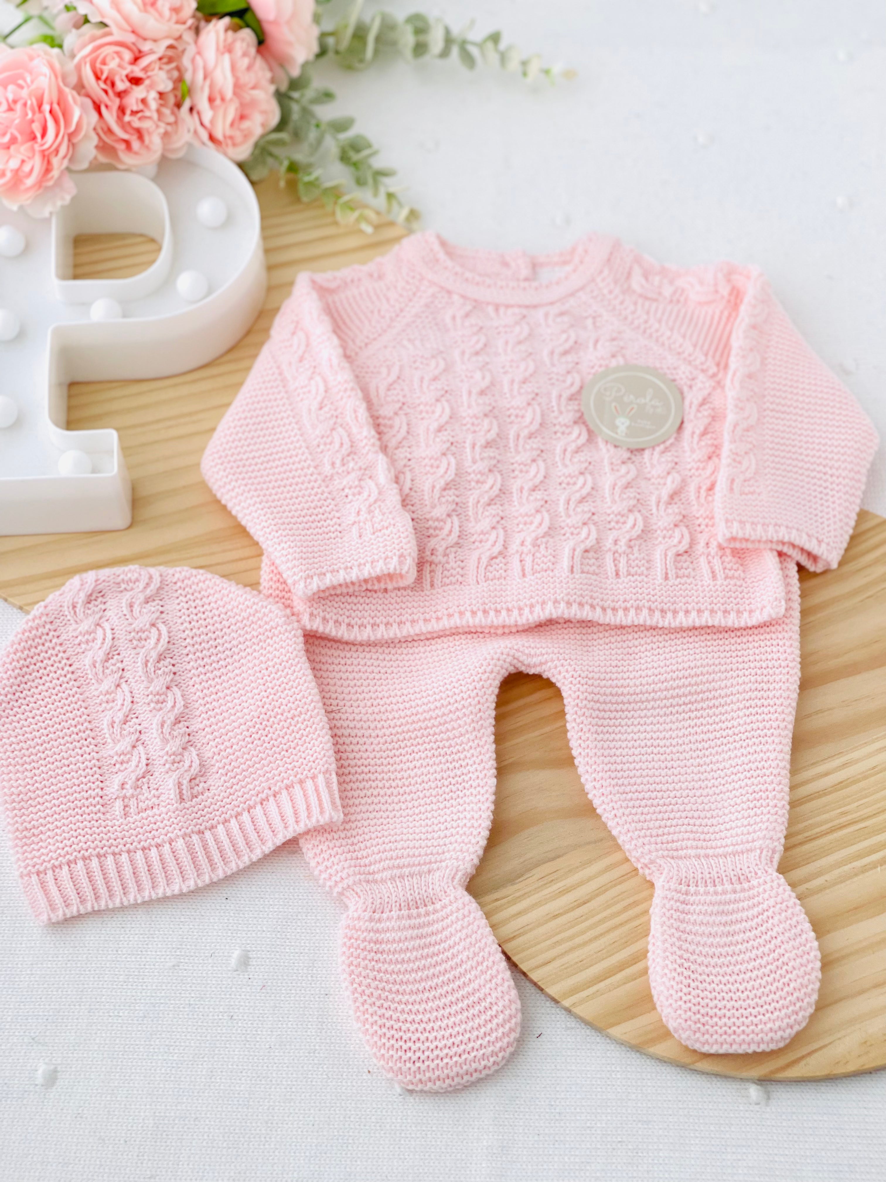 Conjunto malha : camisola, calças e gorro Outono/Inverno