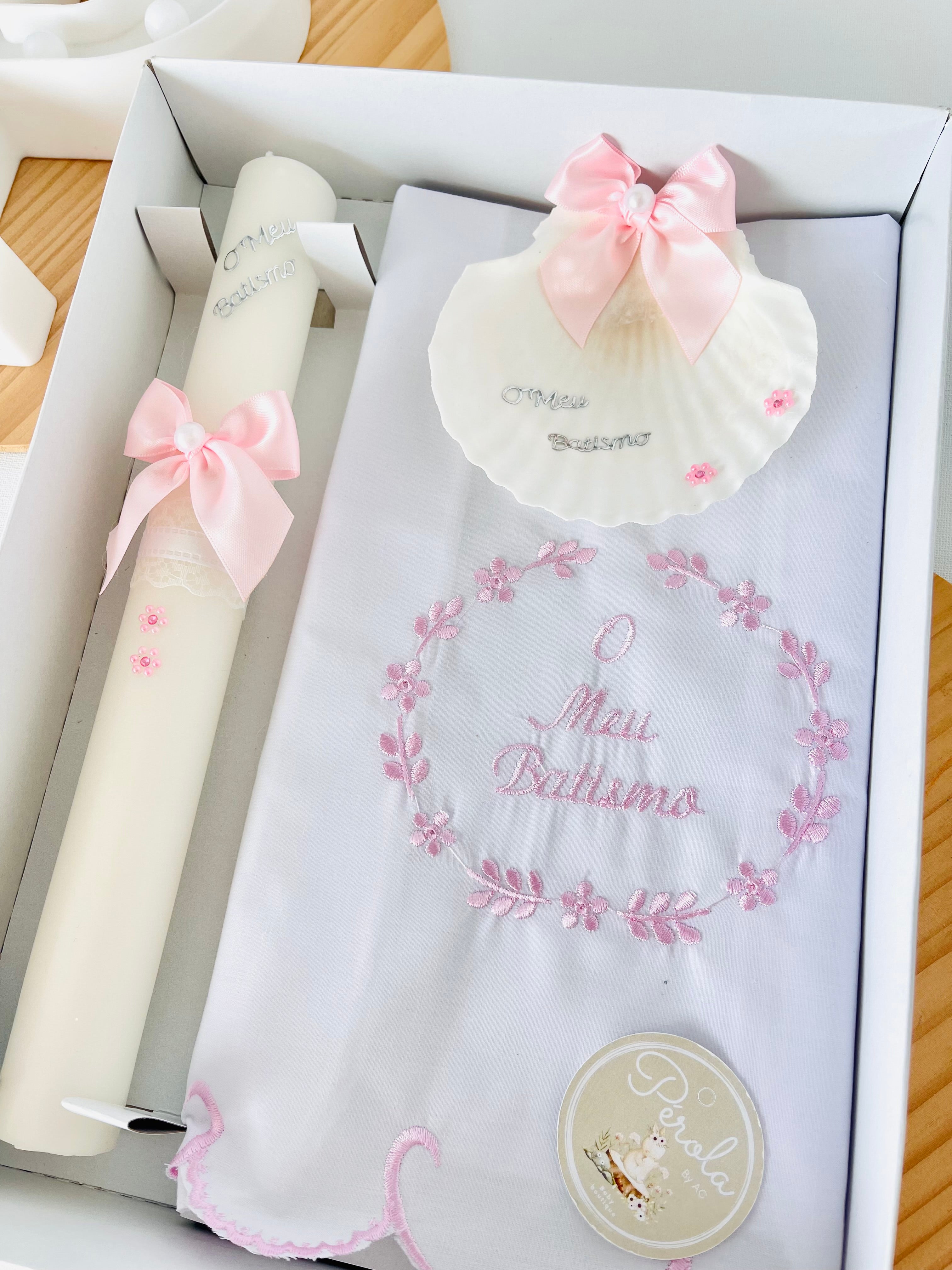 Conjunto para Batizado: vela, toalha e concha Batizado - Ramos
