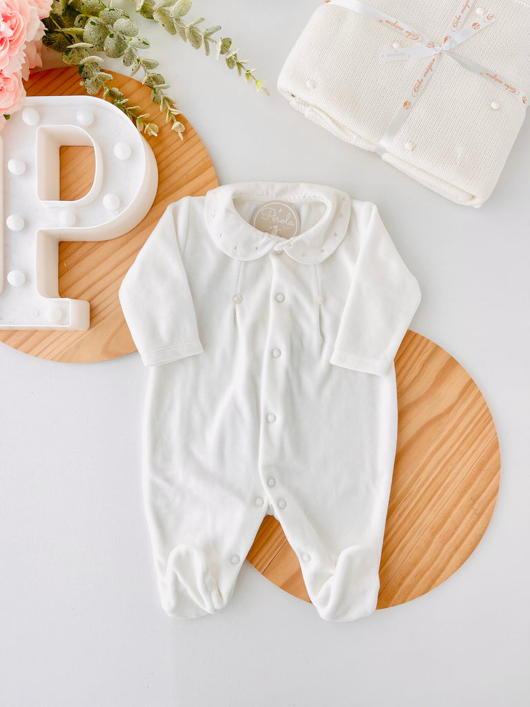 Babygrow bolinha veludo pérola