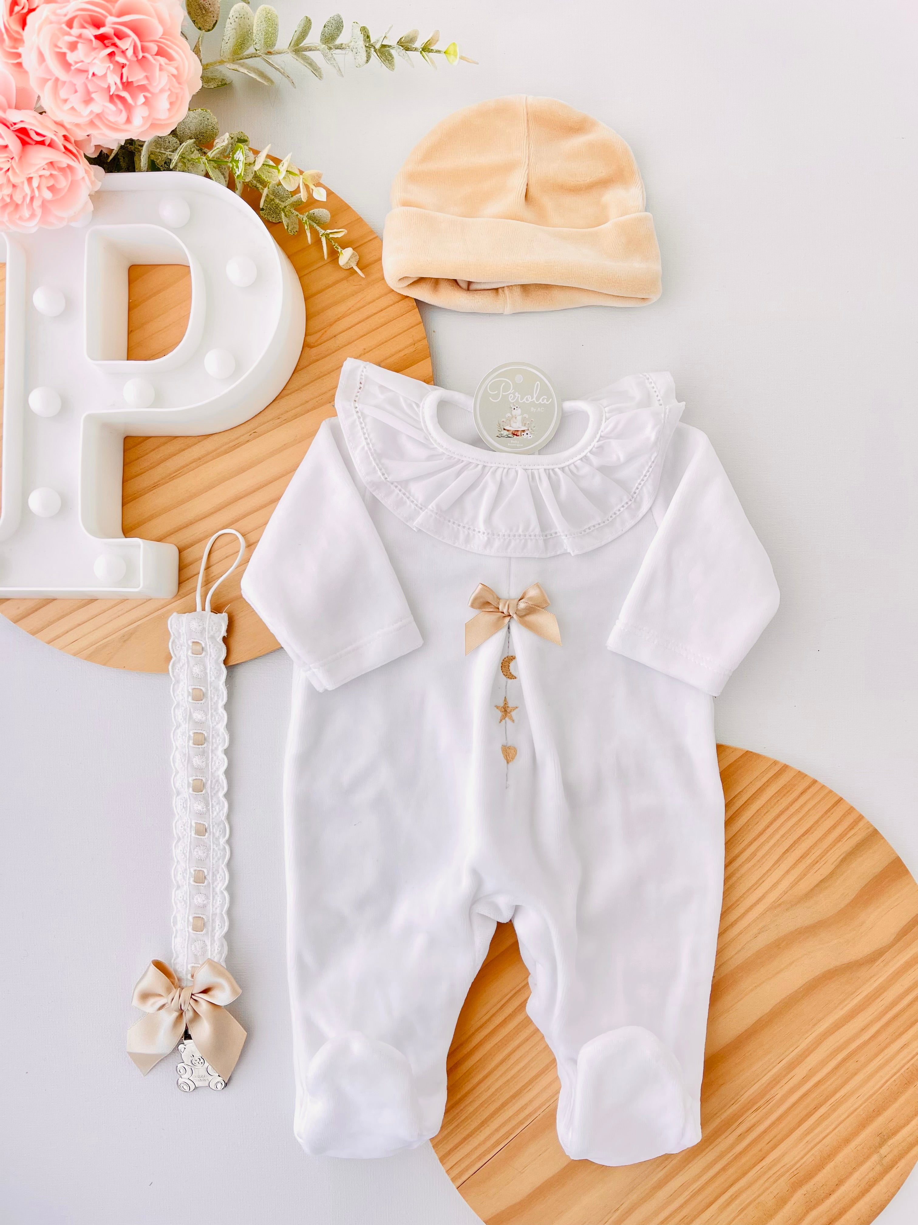 Babygrow branco veludo