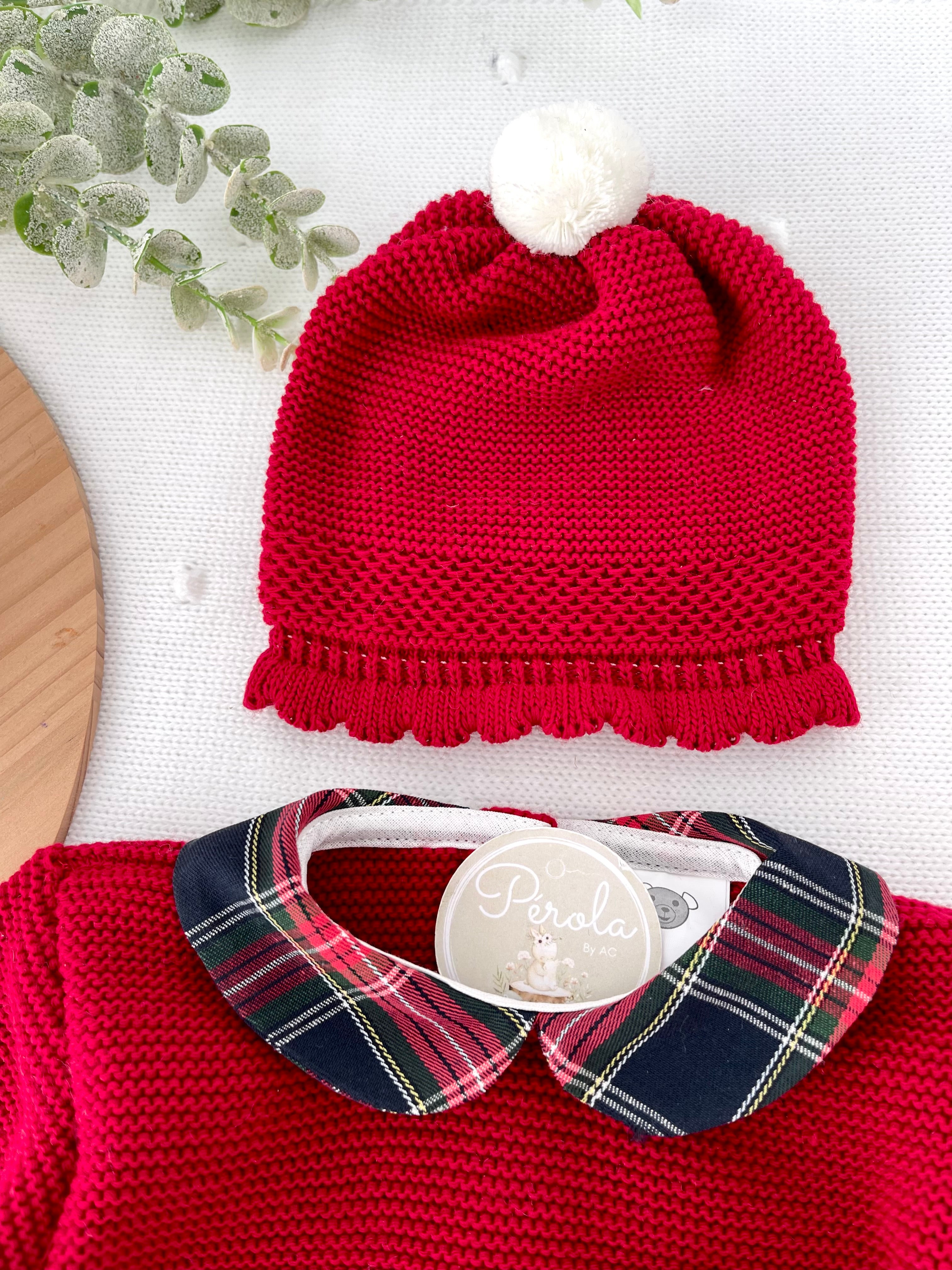 Conjunto Natal: camisola, calções e gorro pompom