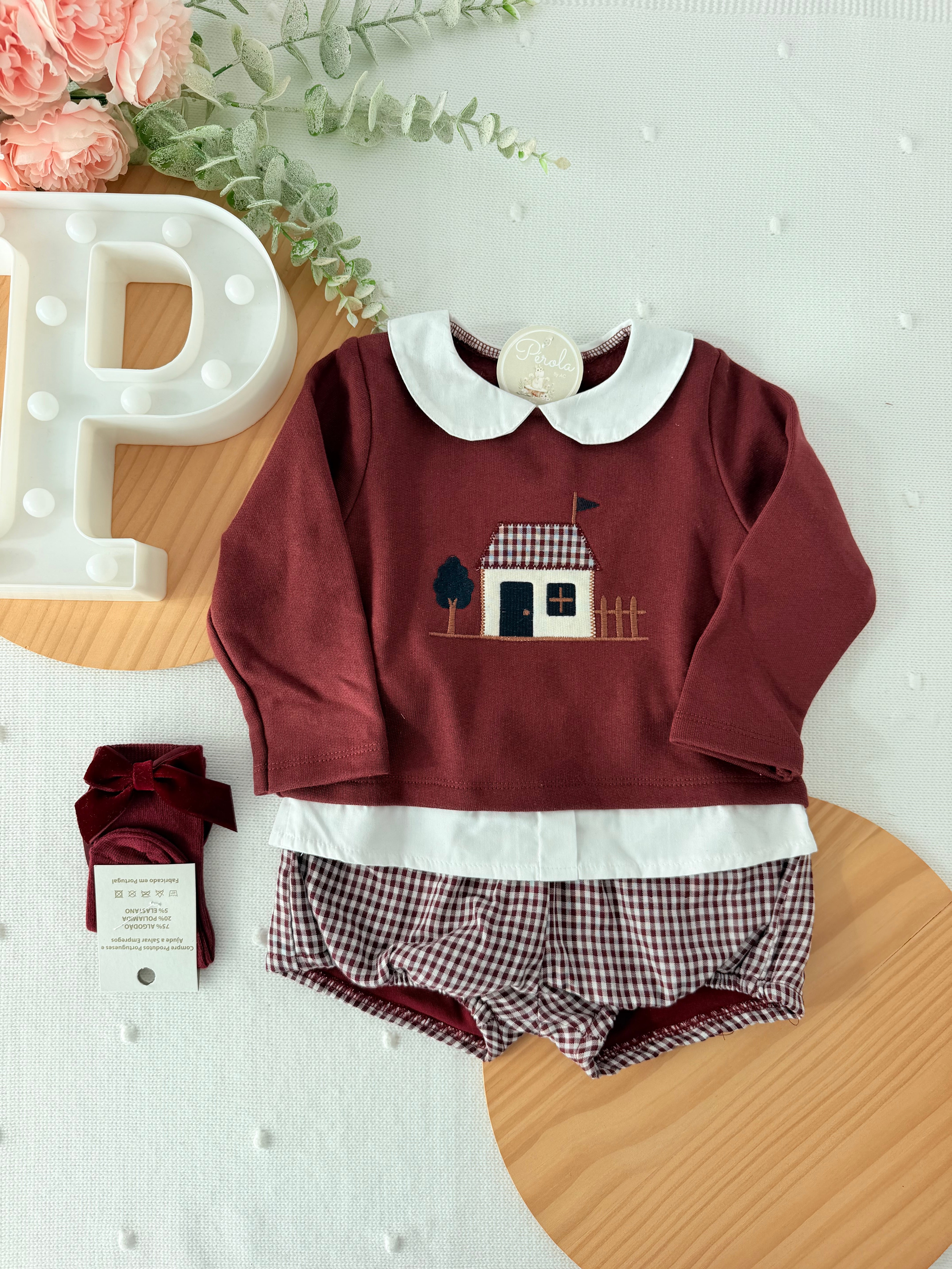 Conjunto casinha unissexo: camisola e calções