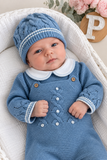 Saída de maternidade azul cobalto : jardineiras, camisola e gorro malha quentinha