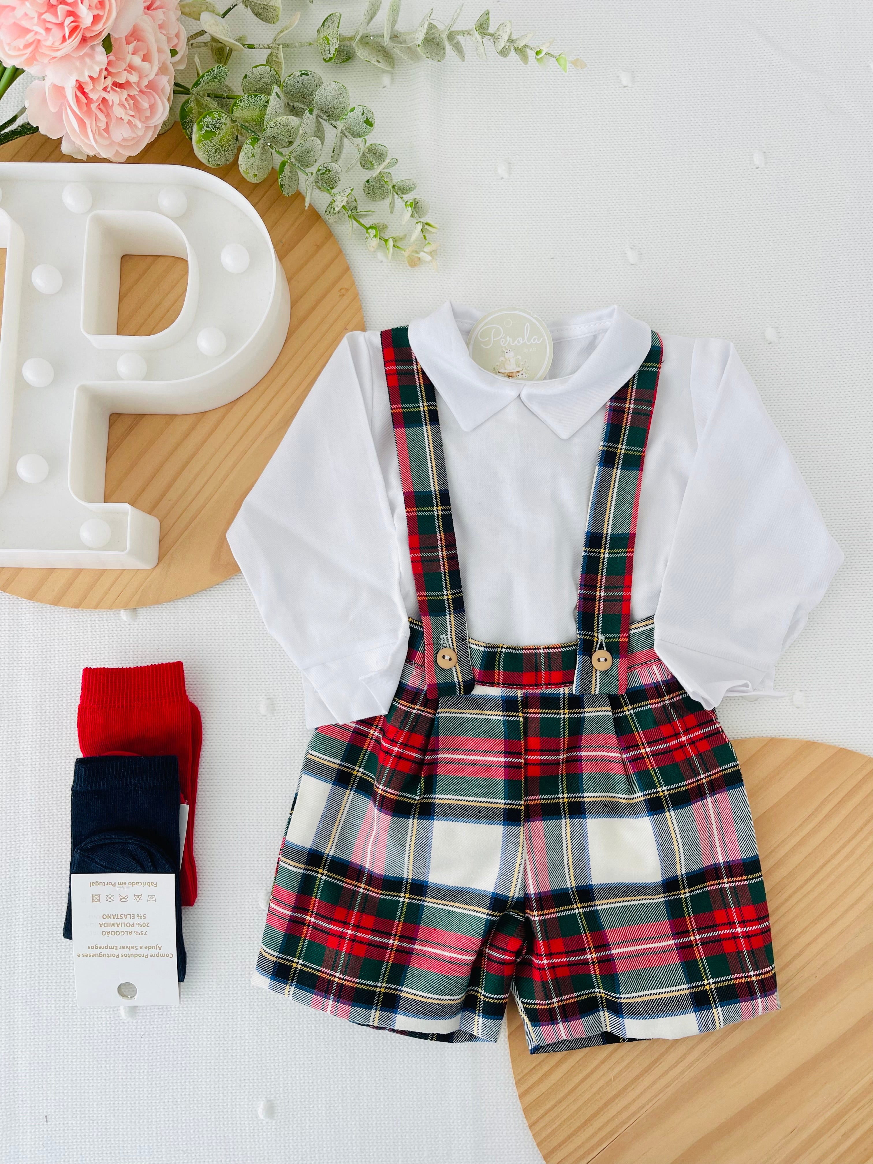 Conjunto xadrez; Calções com alças e camisa