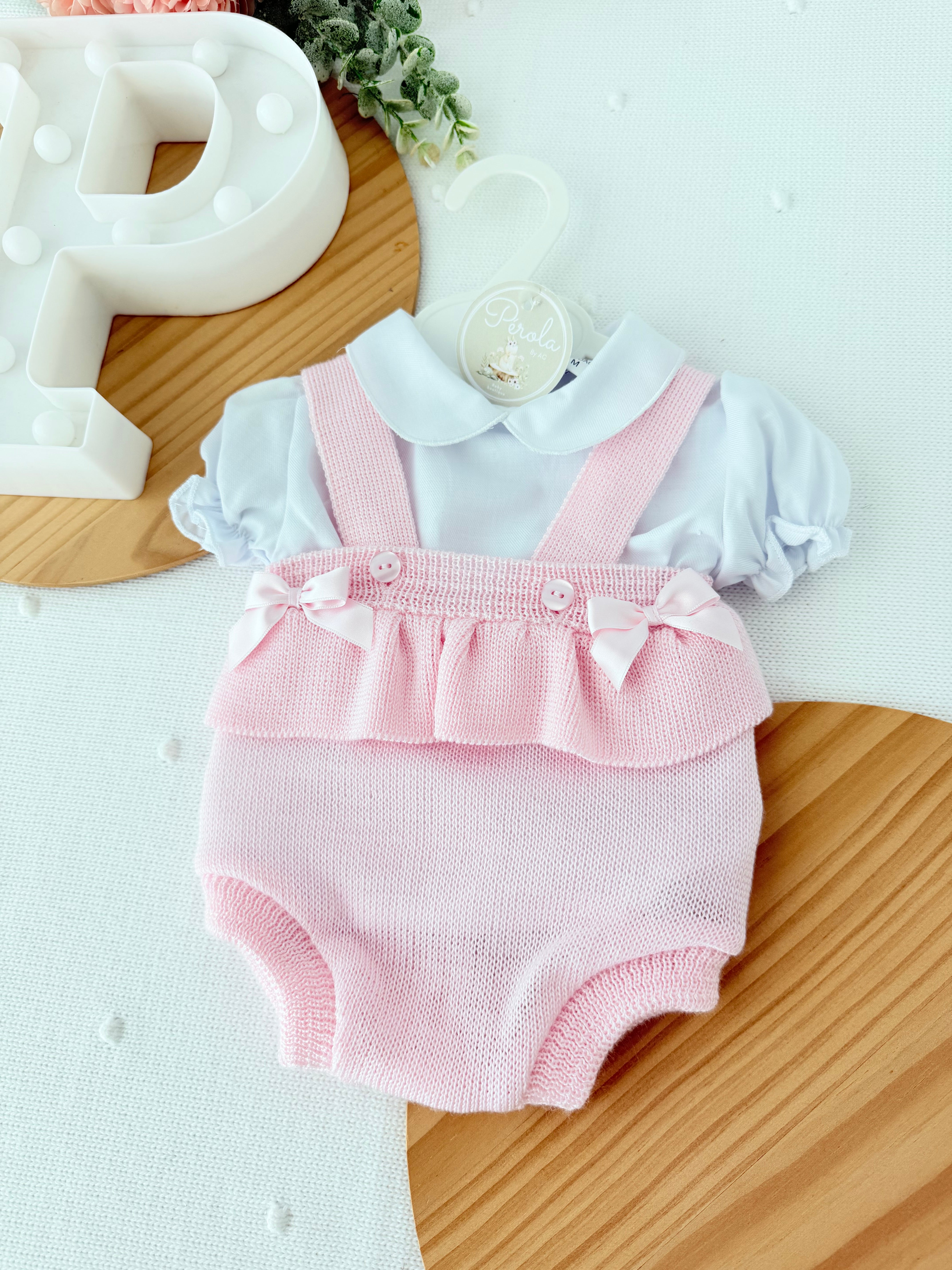 Fofo e blusa laços