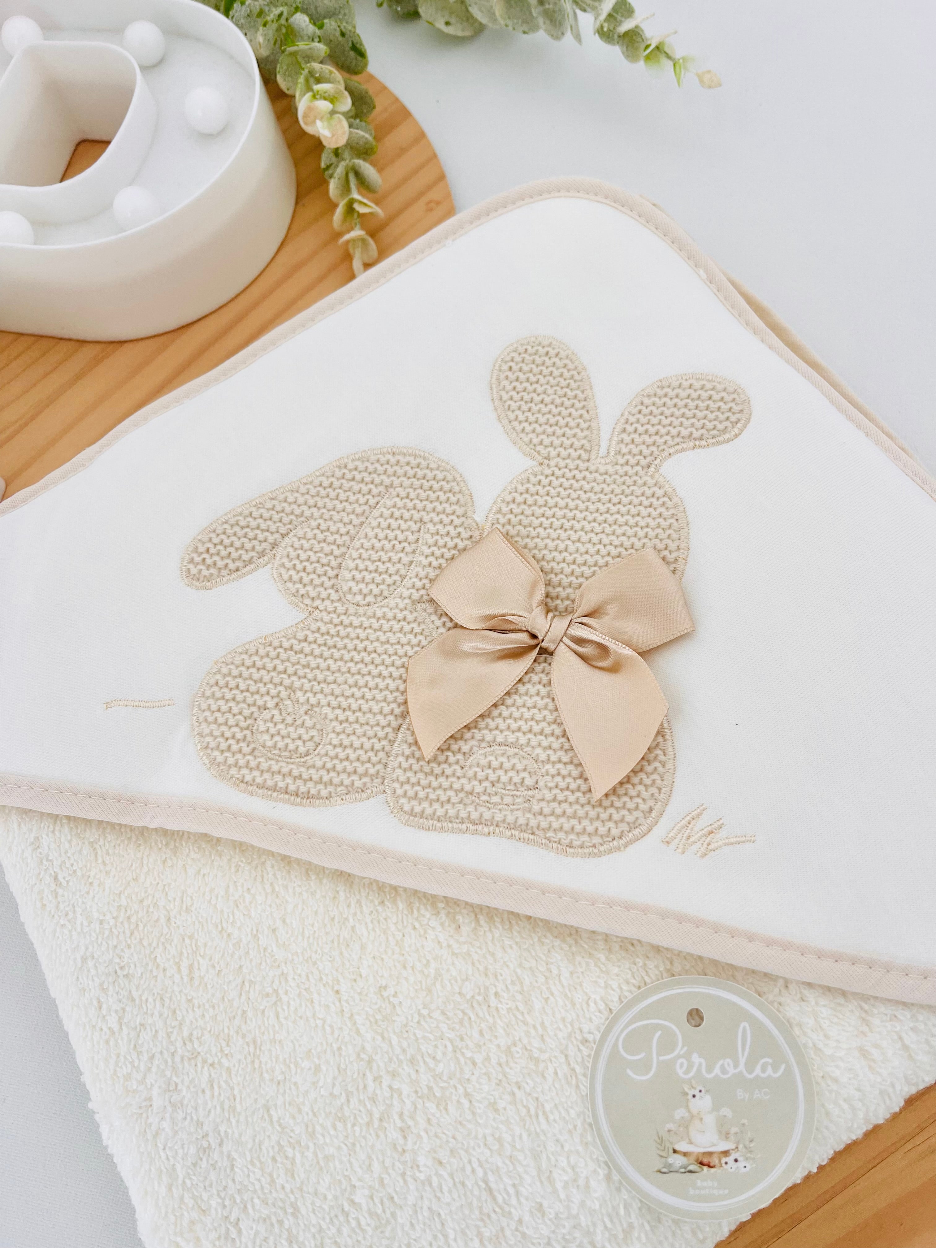 Toalha de banho tema coelhinhos