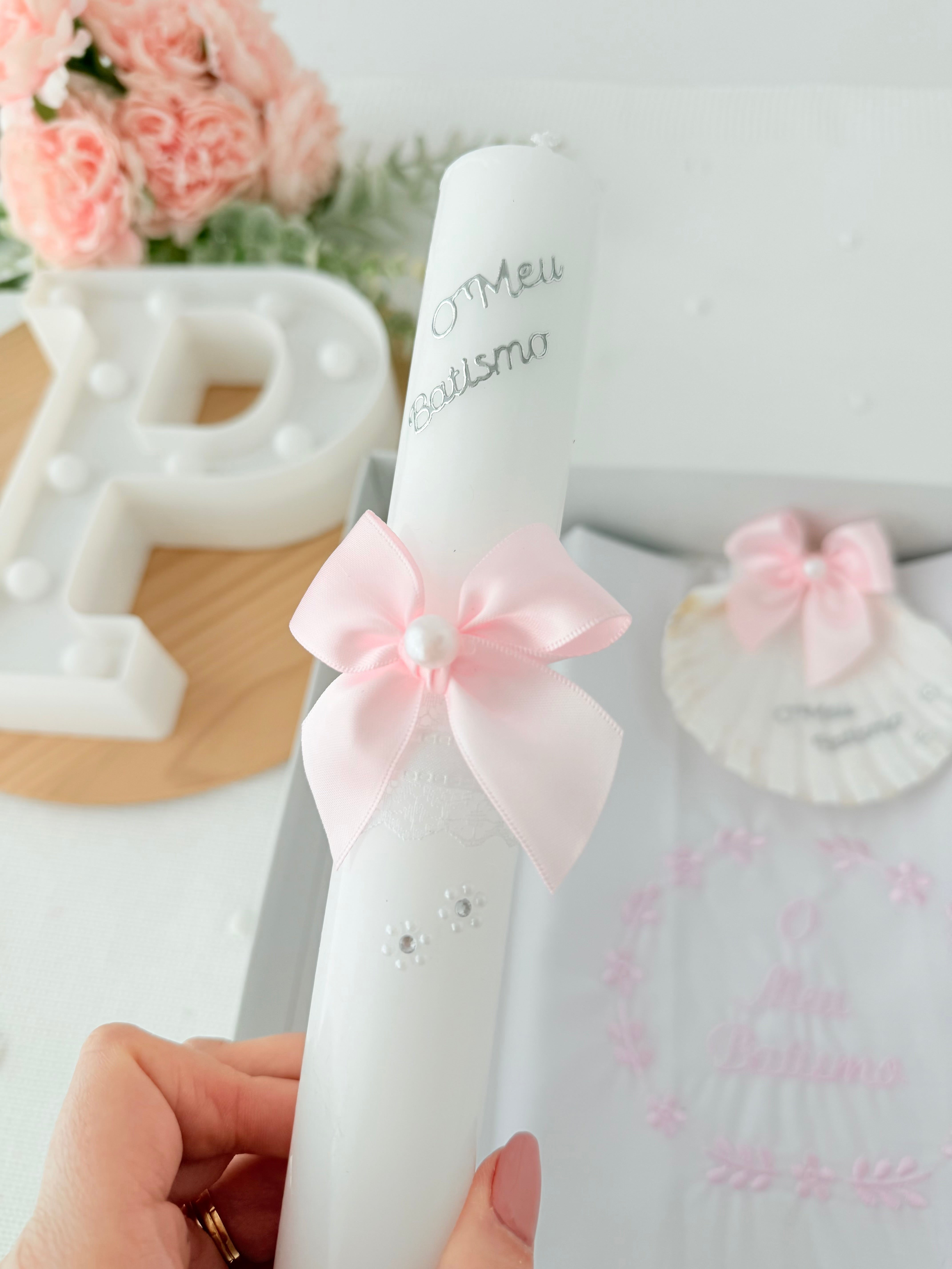 Conjunto para Batizado: vela, toalha e concha Batizado - Ramos