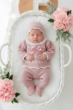 Conjunto princesinha de malha rosa com bordado inglês