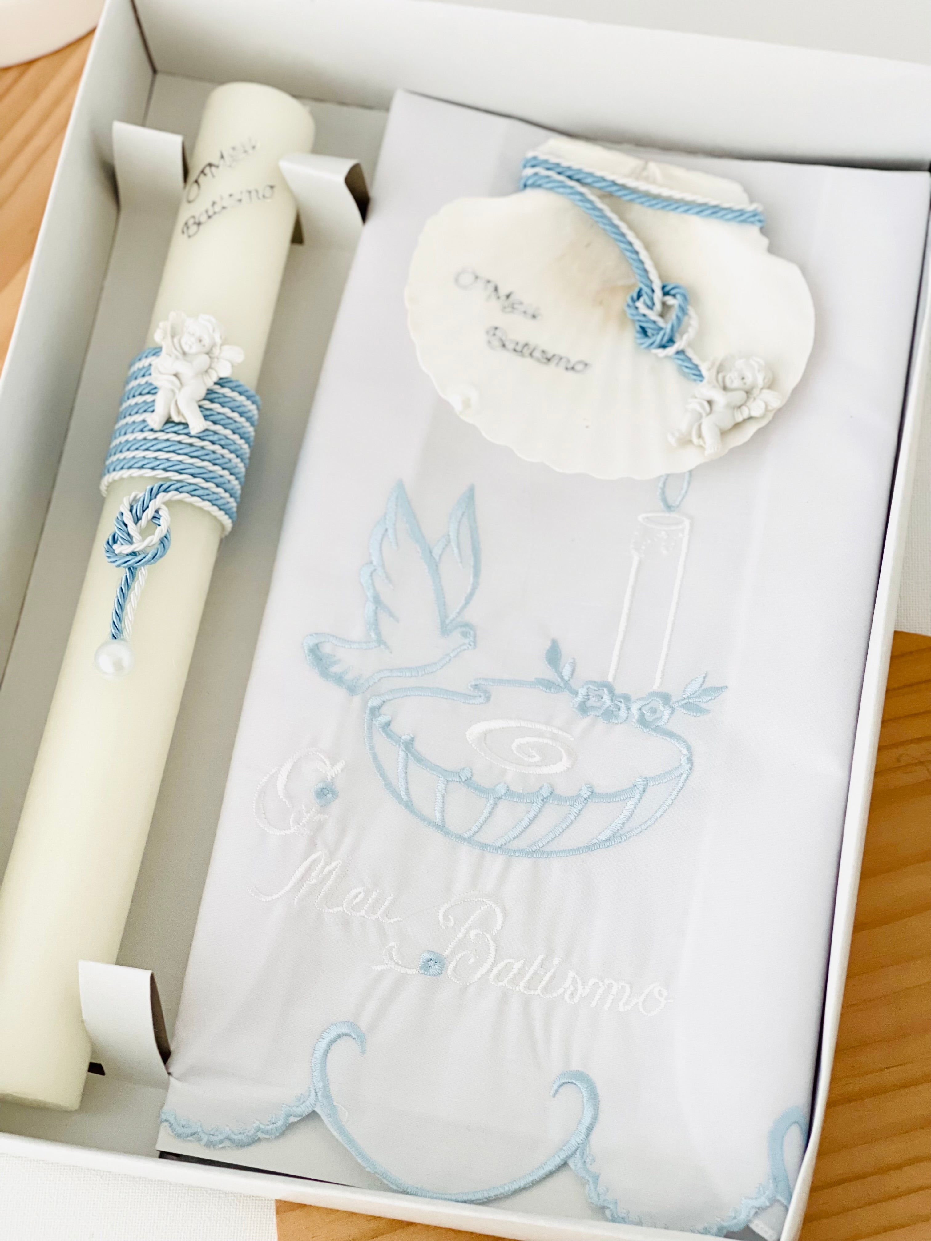 Conjunto para Batizado: vela, toalha e concha Batizado Pomba
