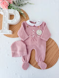 Saídas de maternidade: jardineiras, camisola e gorro outono inverno