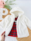 Conjunto: casaco de pêlo comprido e vestido
