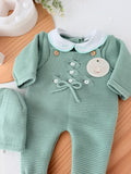Saídas de maternidade: jardineiras, camisola e gorro outono inverno