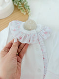 Babygrow Branco tema flores em algodão