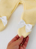 Conjunto rendinha amarelo: camisola, calças e touca