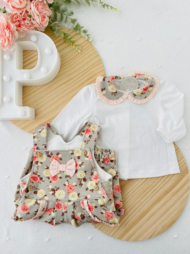 Conjunto : Jardineiras e camisola