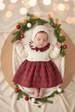 Vestido e touca de malha pérola