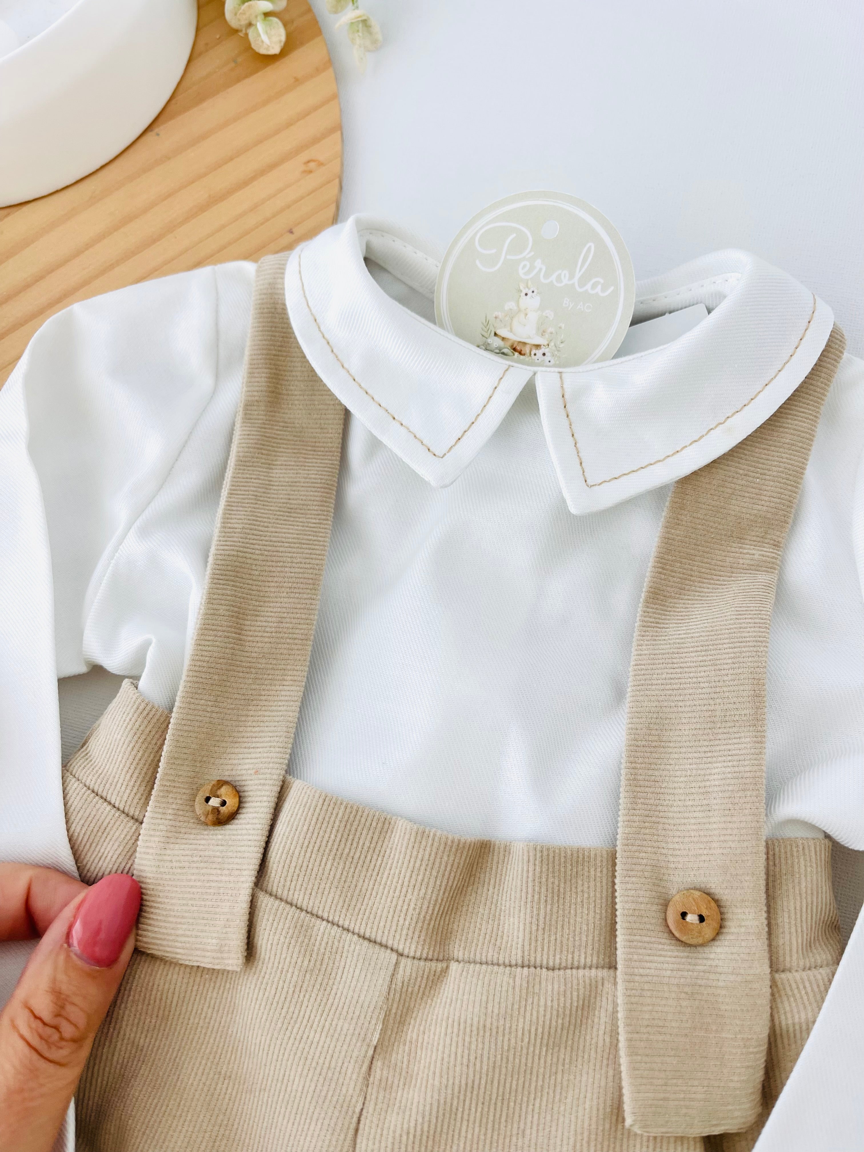 Conjunto menino bege: Calções bombazine e camisa- Outono/Inverno