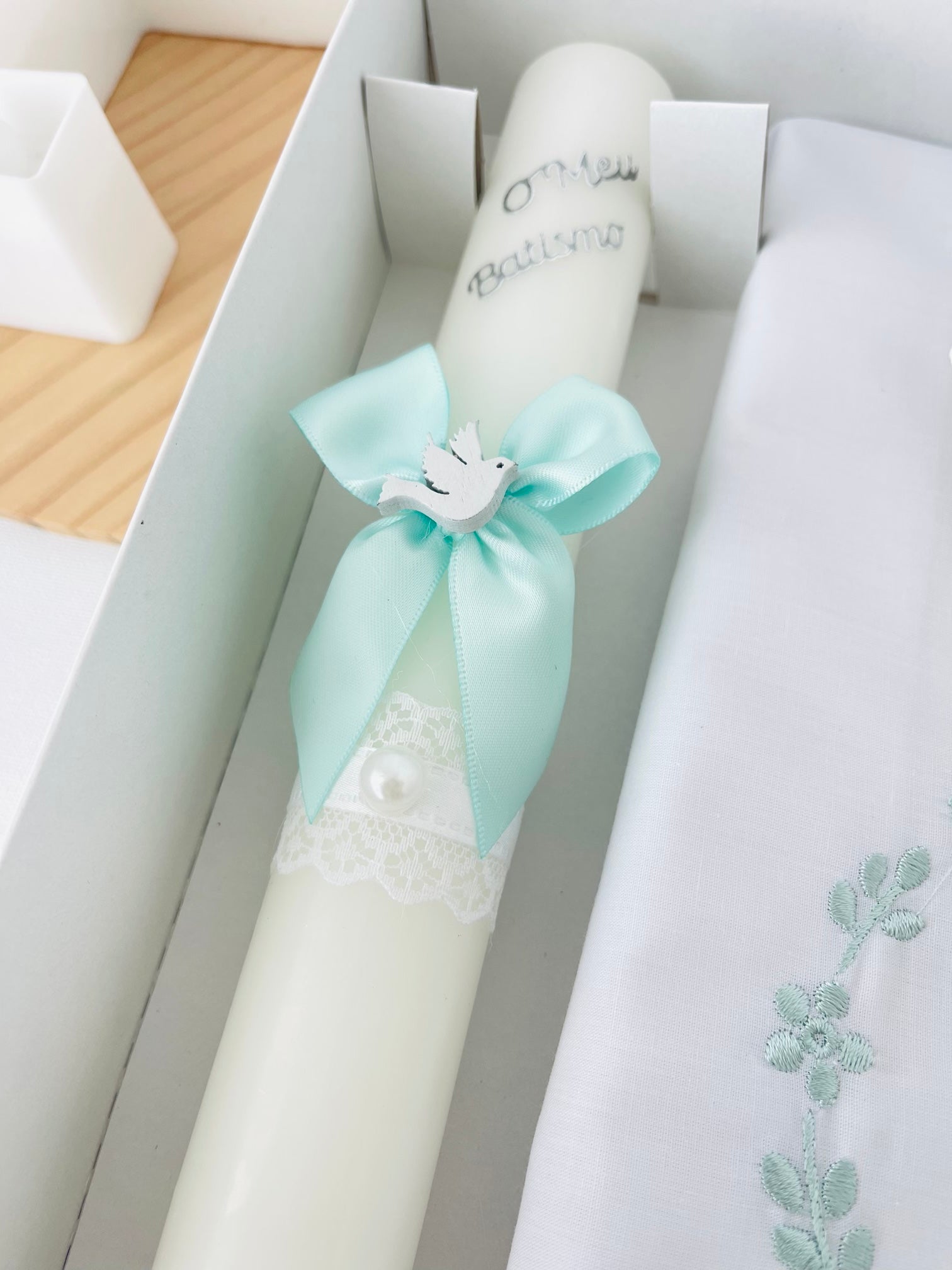 Conjunto para Batizado: vela, toalha e concha Batizado - Ramos