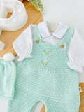 Saída de maternidade: camisa, gorro e jardineiras com pé