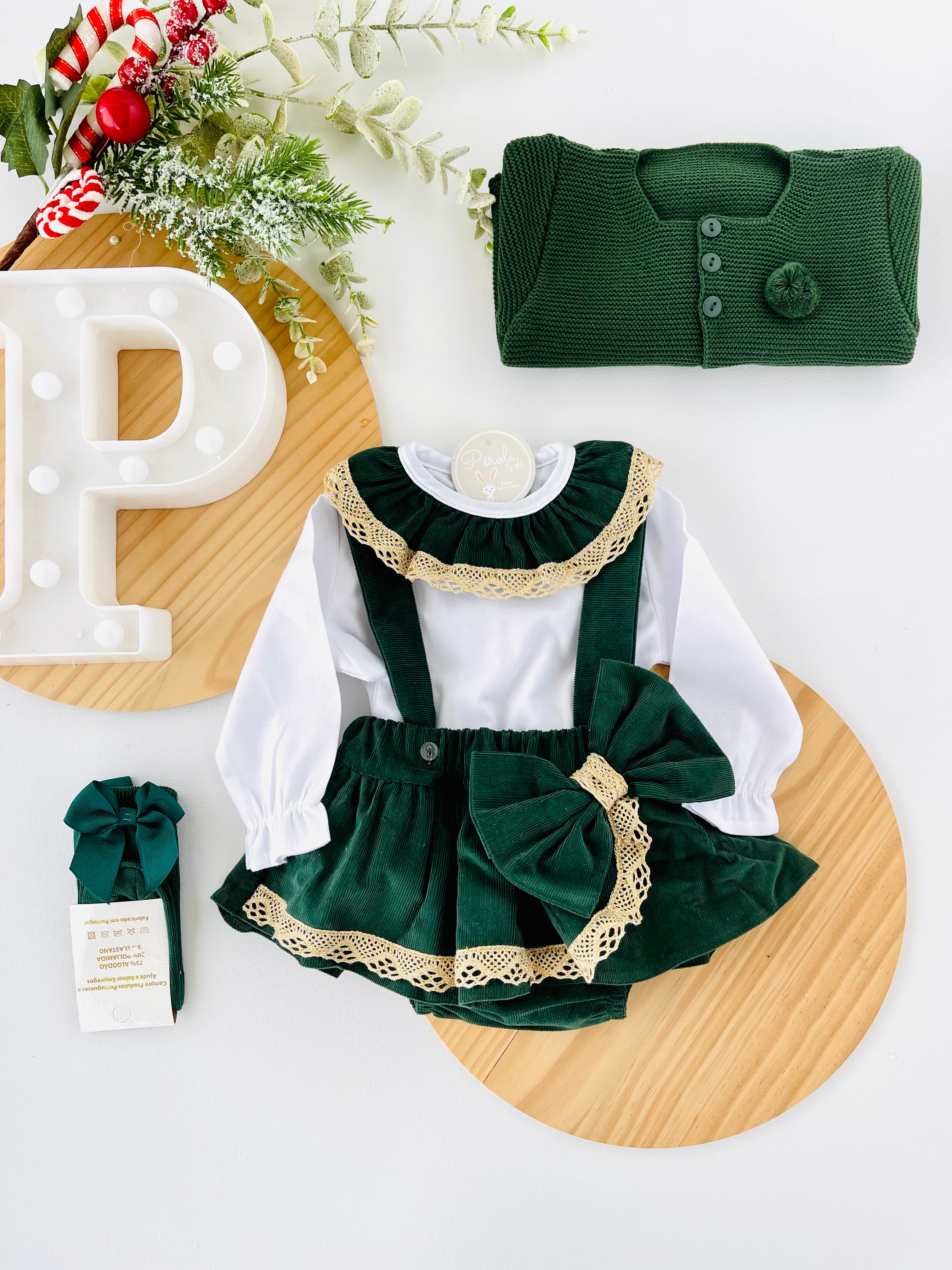 Conjunto renda dourada: blusa e saia com alças