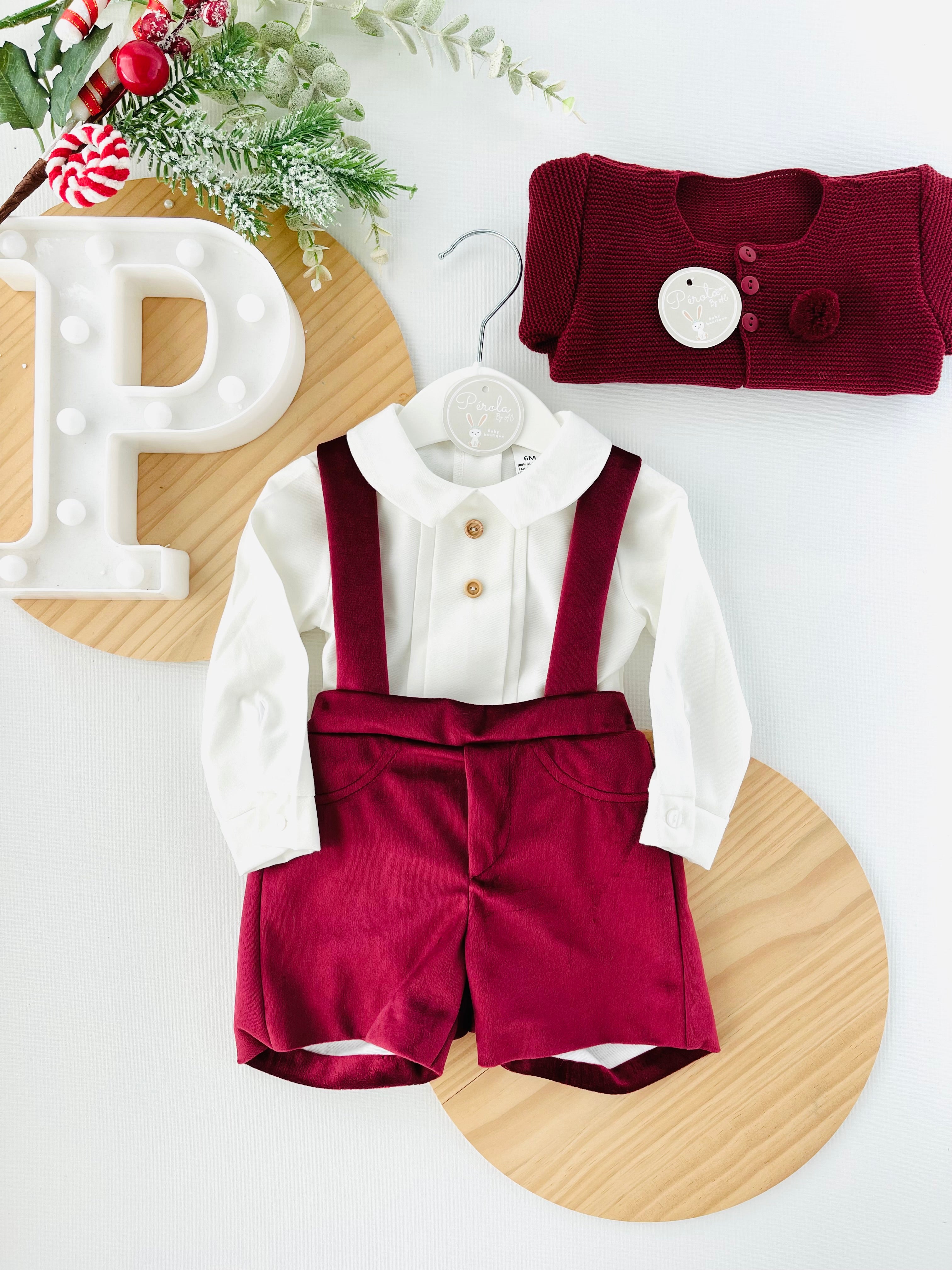 Conjunto premium em veludo: Calções com alças e camisa